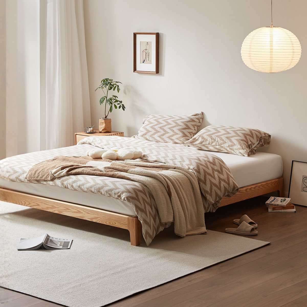 Solidwood Bailey Bed Base, Oak