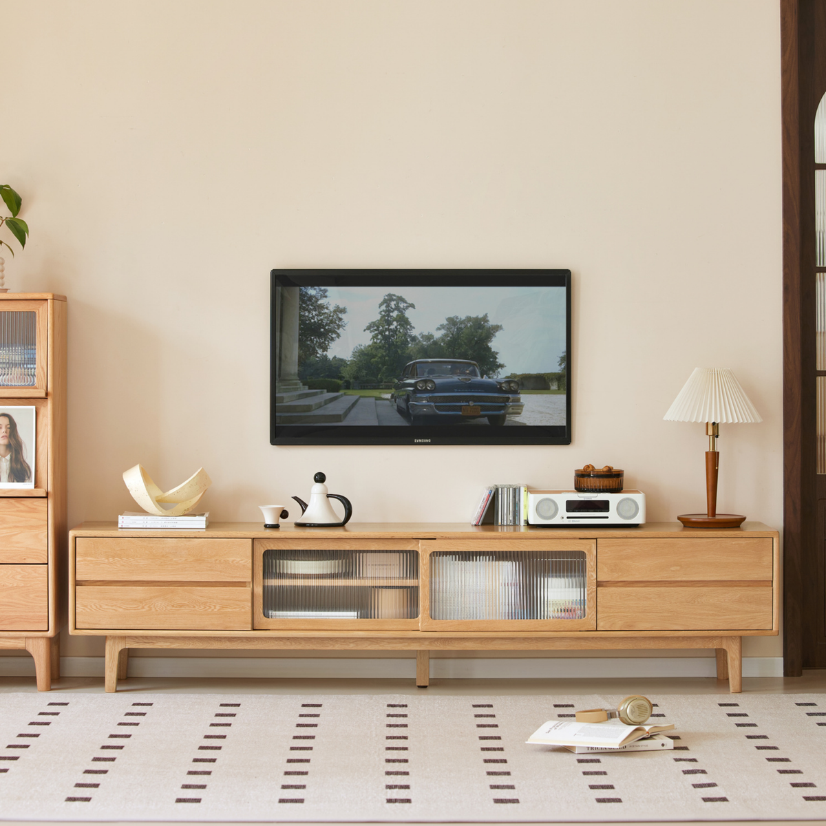 Solidwood Rainer W200cm Sliding-Doors Entertainment Unit, Oak