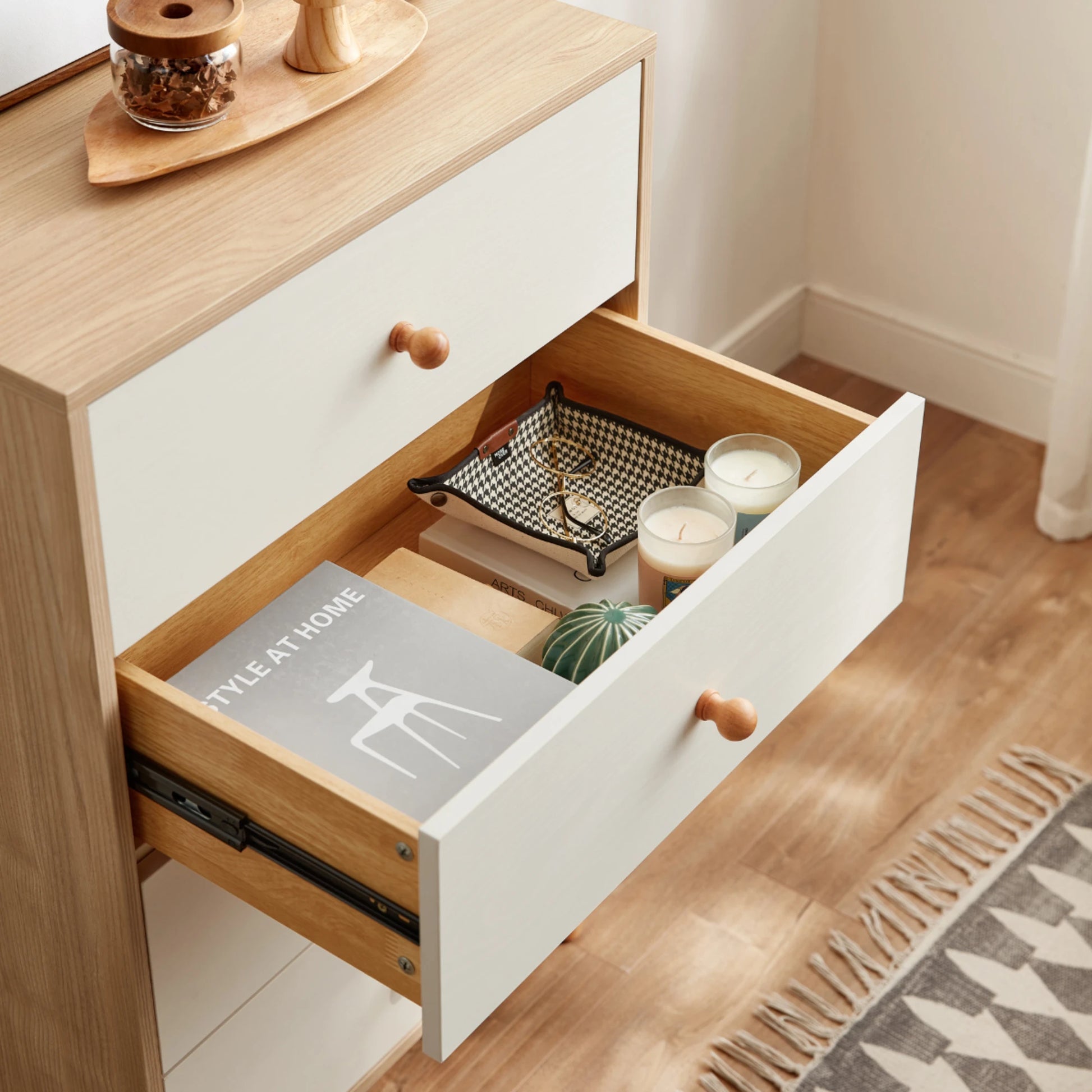Linspire Fresko Chest of 4 Drawers, White & Natural Wood