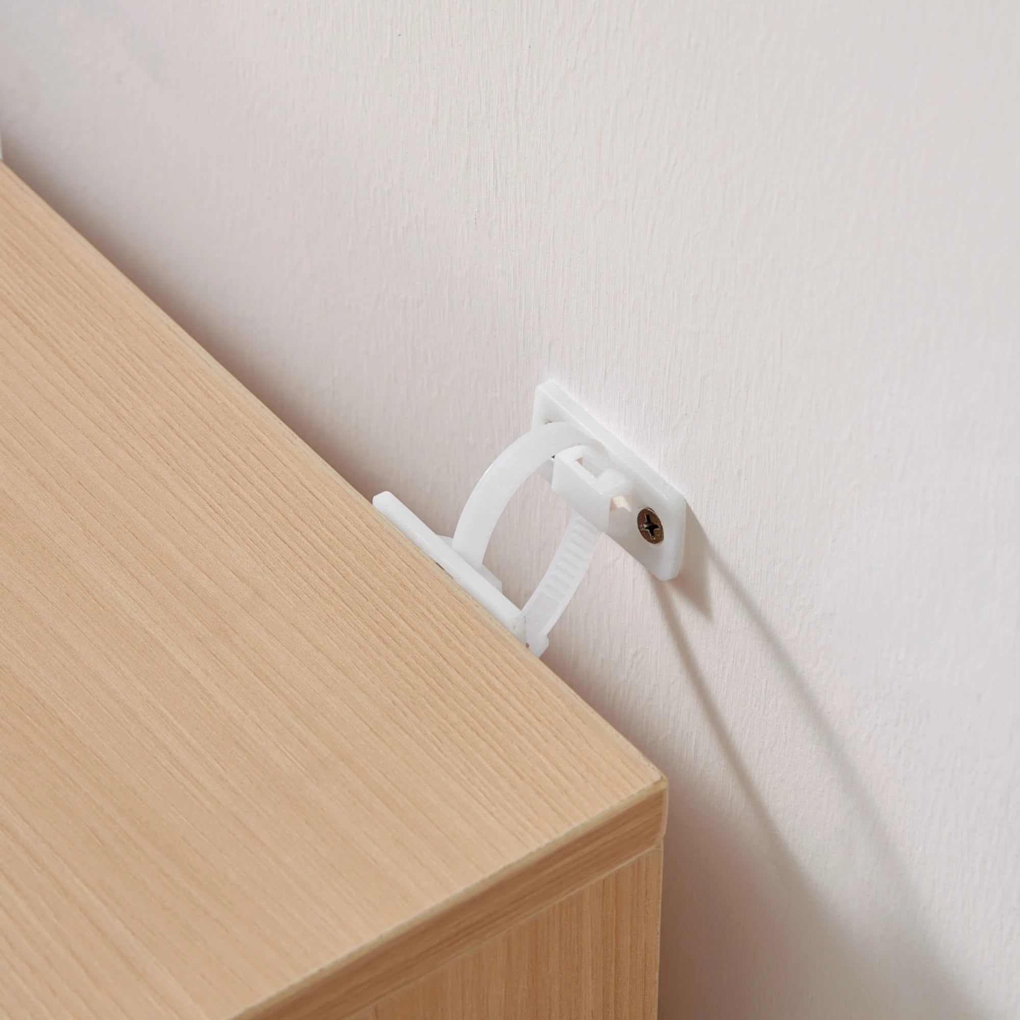 Linspire Rena Chest of 3 Drawers, Light Grey & Natural Wood