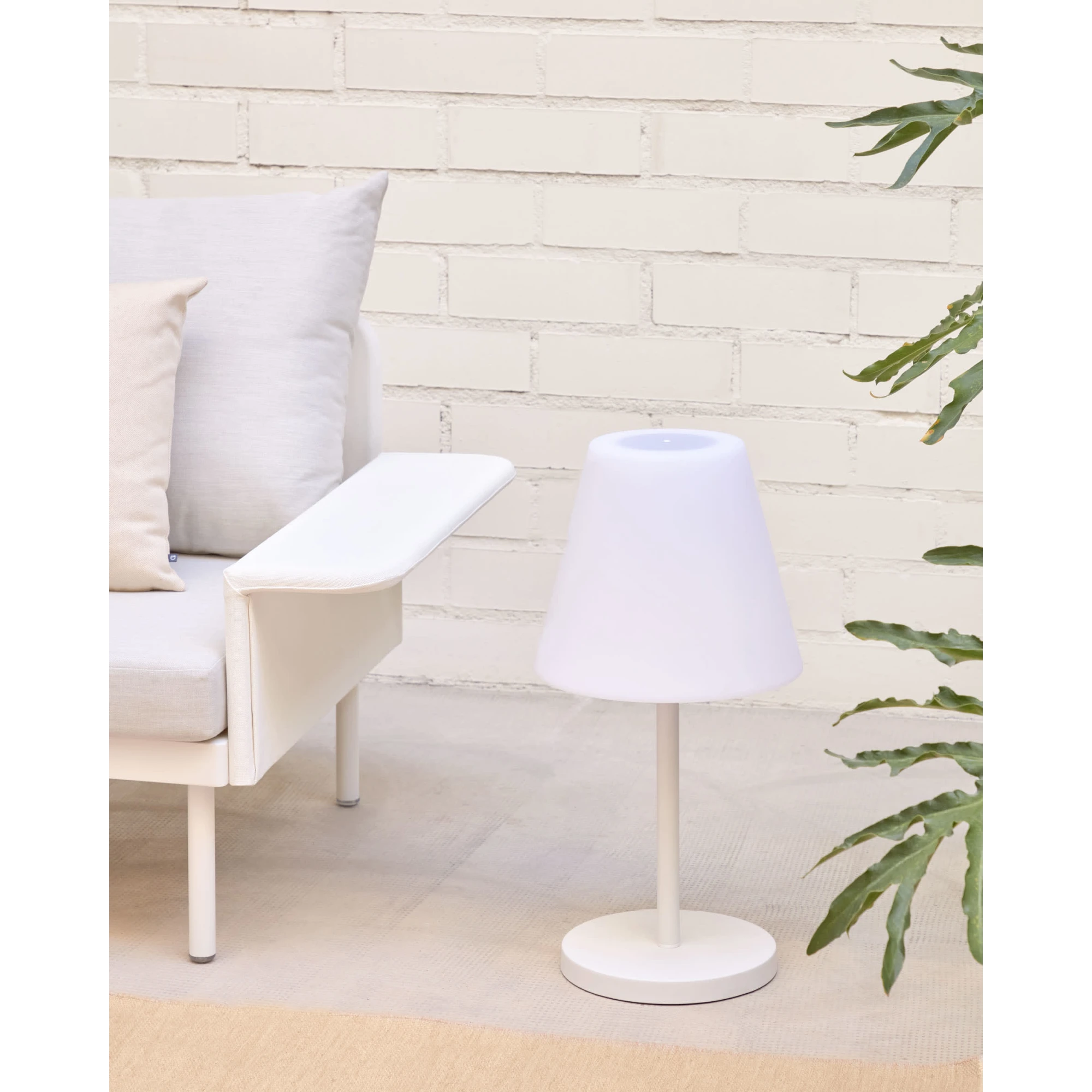 Kave Home Amaray Table Lamp, White