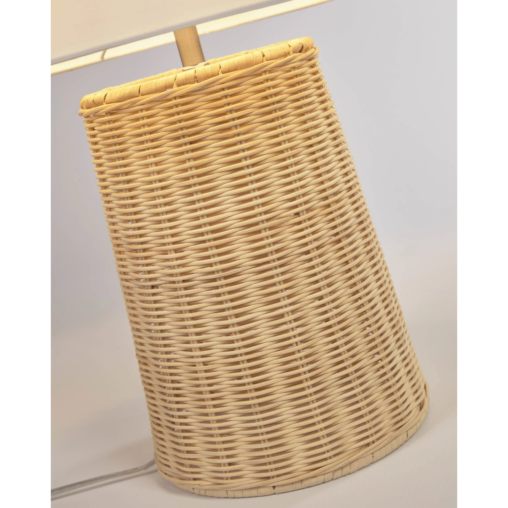 Kave Home Kimjit Table Lamp with Rattan Base