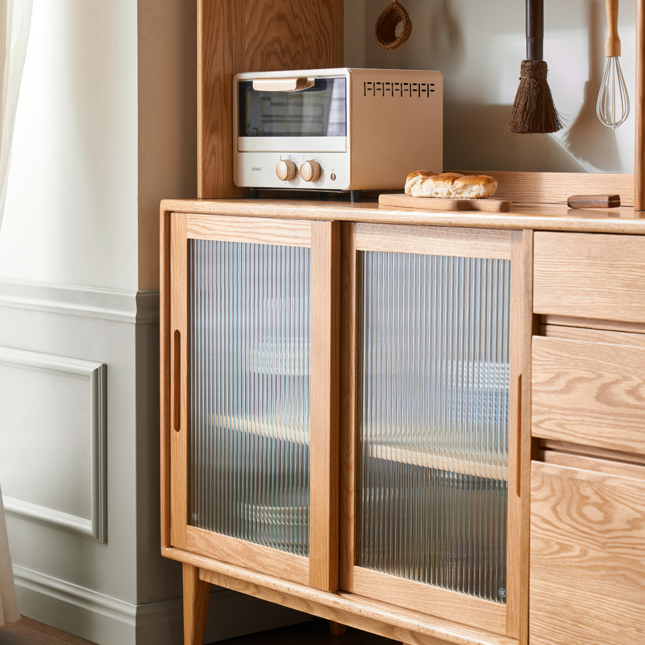 Solidwood Bailey Sideboard, 125x40x169CM, Natural Wood