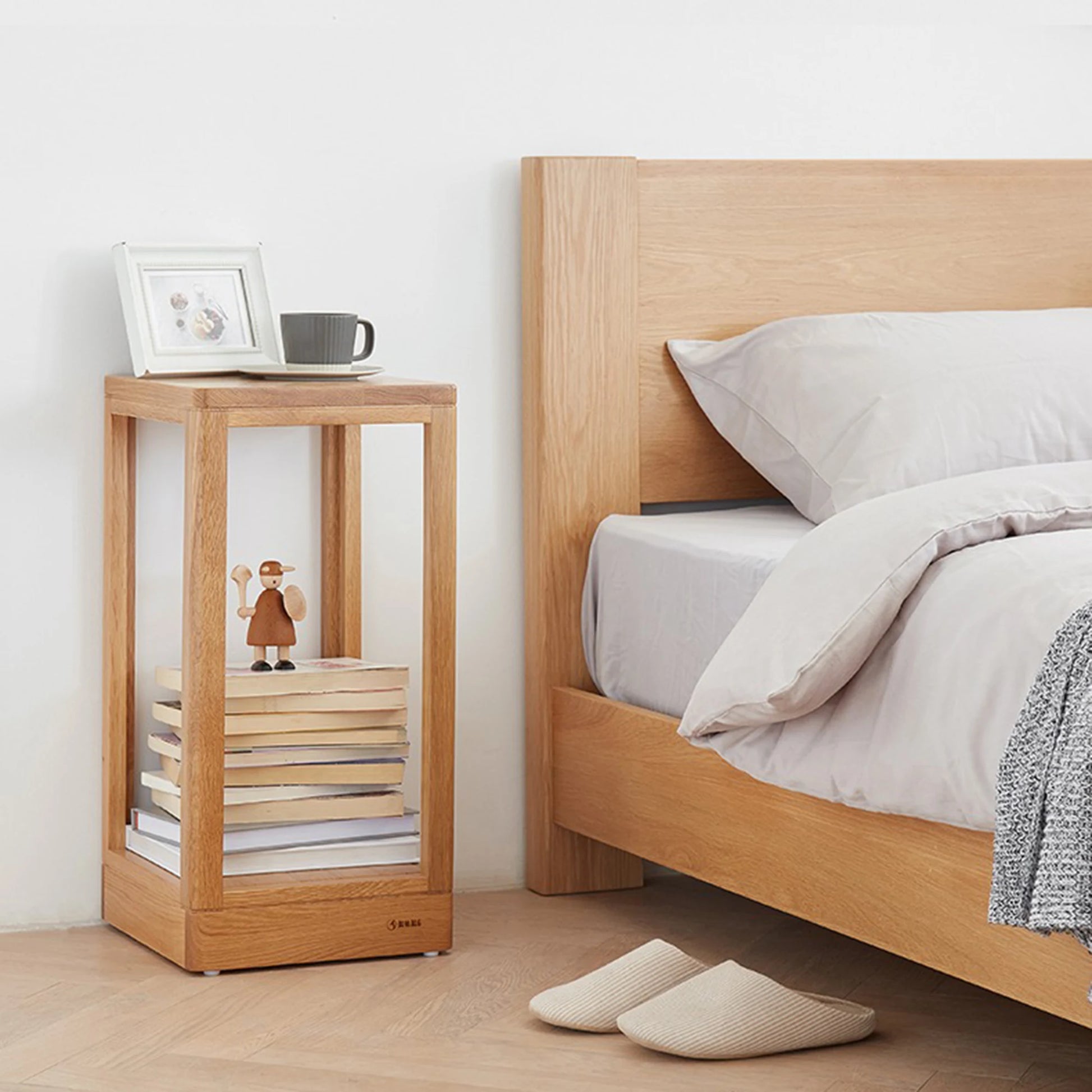 Solidwood Berlin Plant Stand, 30x30x92cm, Natural Wood