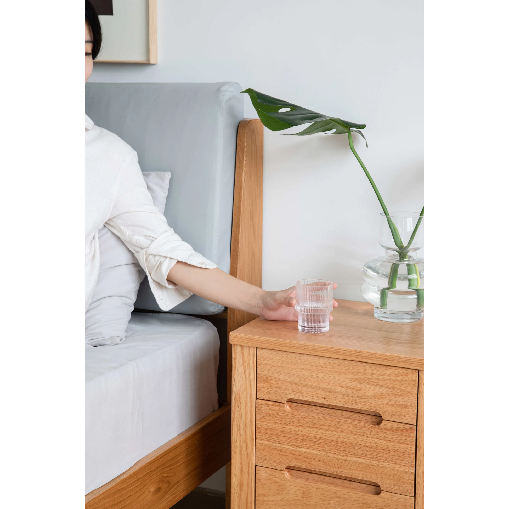 Solidwood Norway Three Drawer Bedside Table, 40x35CM, Natural Wood