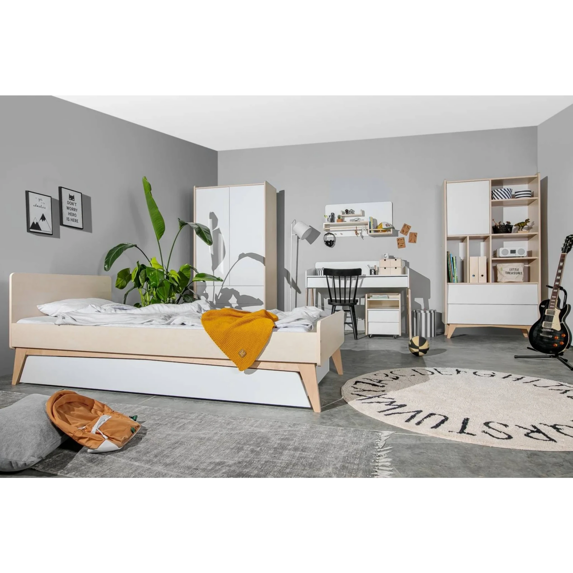 Alpaka Kaia Kids Hanging Shelf, White, 90x21.5x45cm