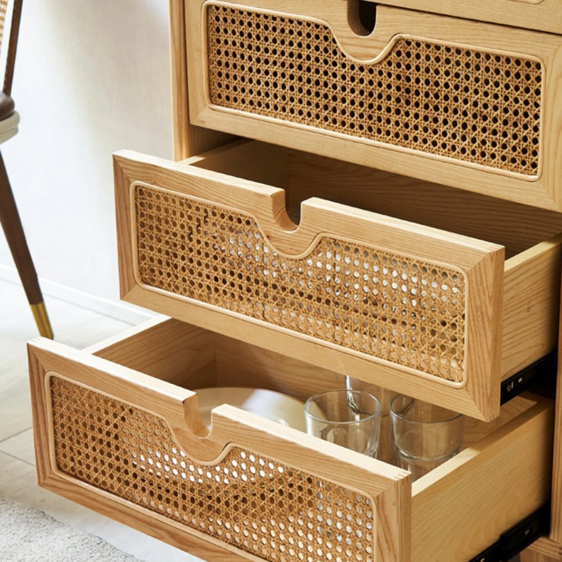 BohoBoho Ora Solid Wood & Rattan Chest of 4 drawers, Natural Wood, 60x40x115cm