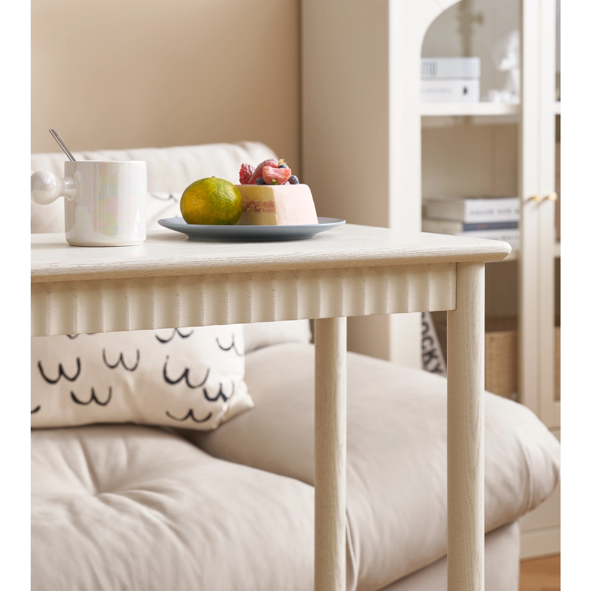 Solidwood Dolce Office Desk with Castors, Small