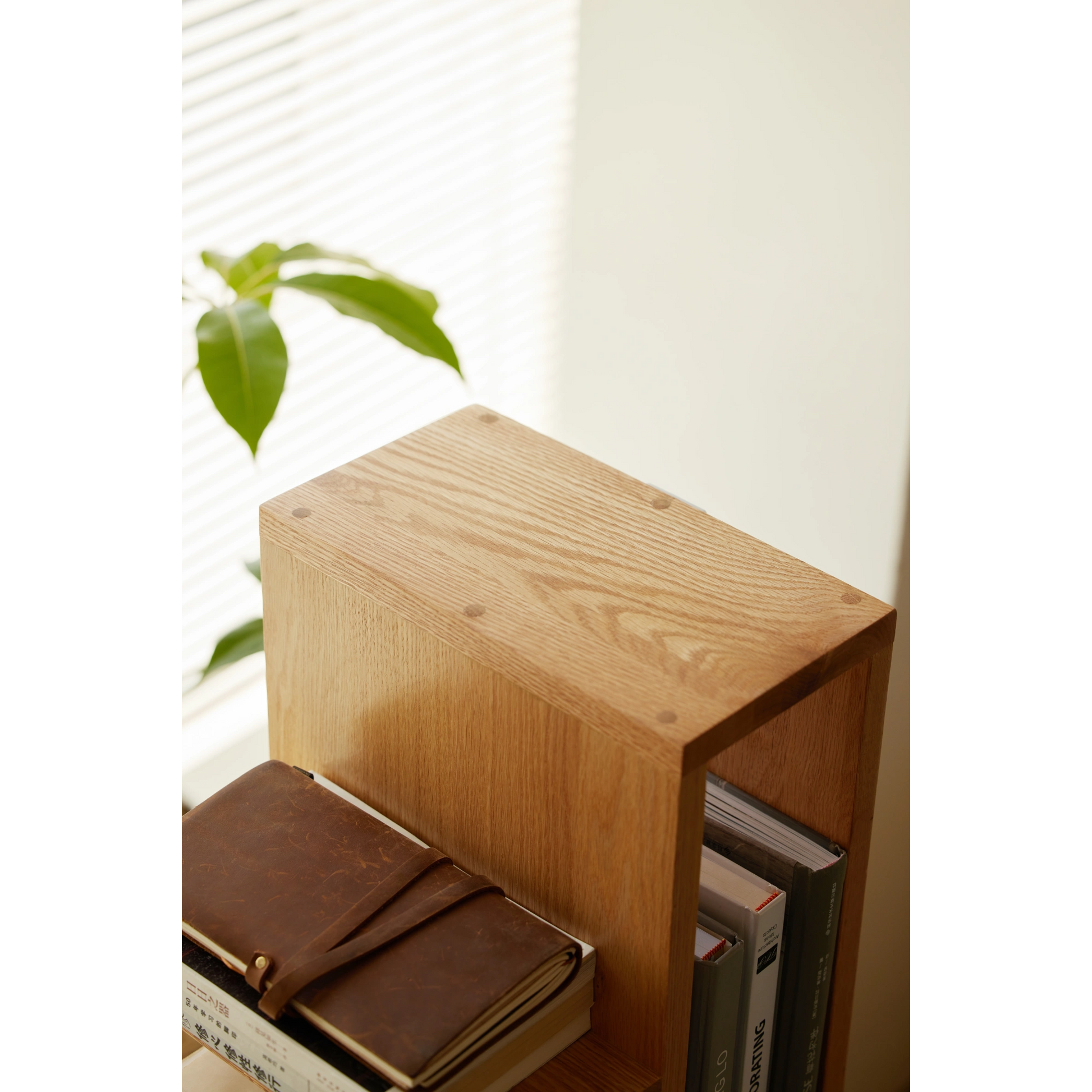 Solidwood Fuji 6-Tier Bookshelf