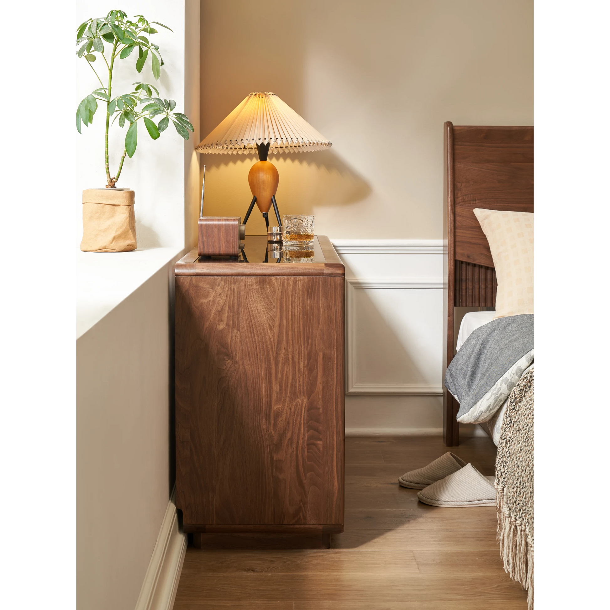 Solidwood Luxembourg Chest of 6 Drawers