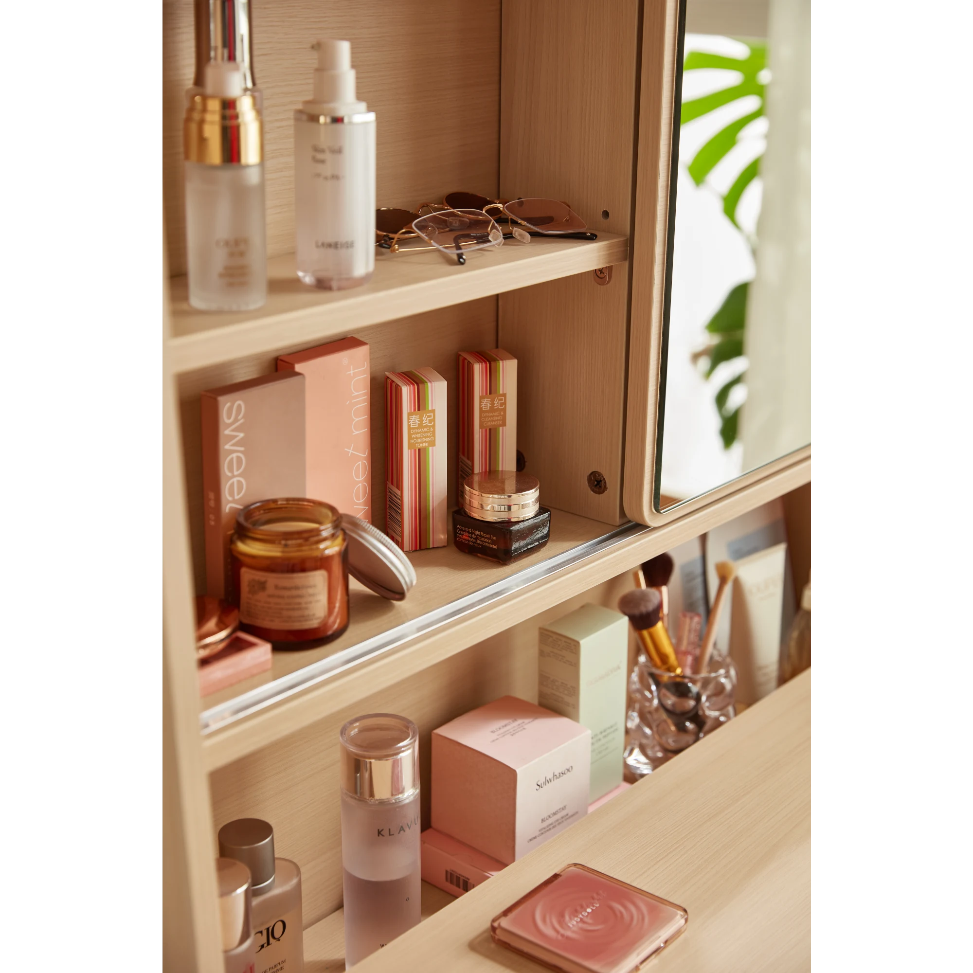 Linspire Juniper Extendable Dressing Table with Cabinet