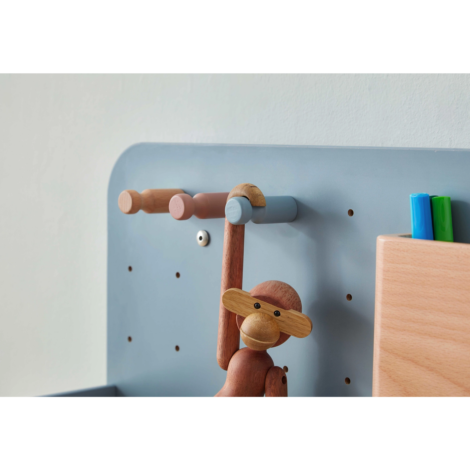 Boori Ergonomic Kids Desk (100cm) With Pegboard Hutch Package, Blueberry