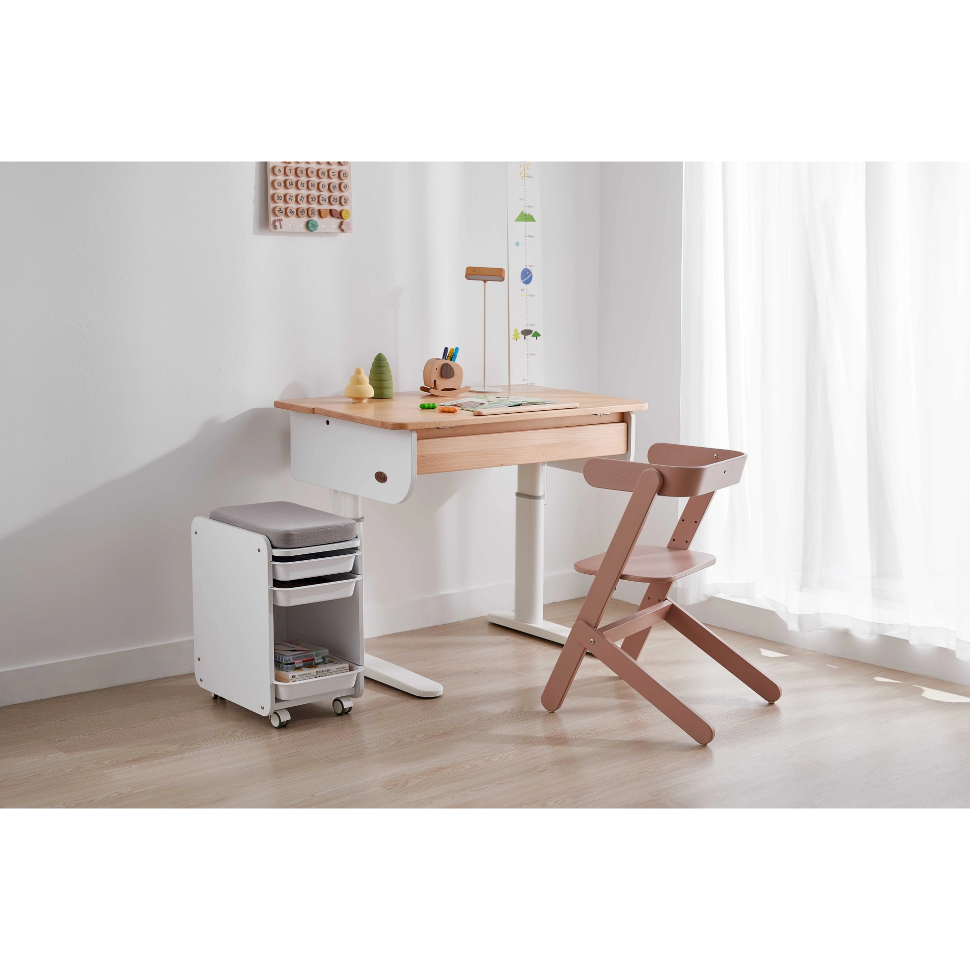 Boori Ergonomic Kids Desk (100cm) With Pegboard Hutch Package, Barley White