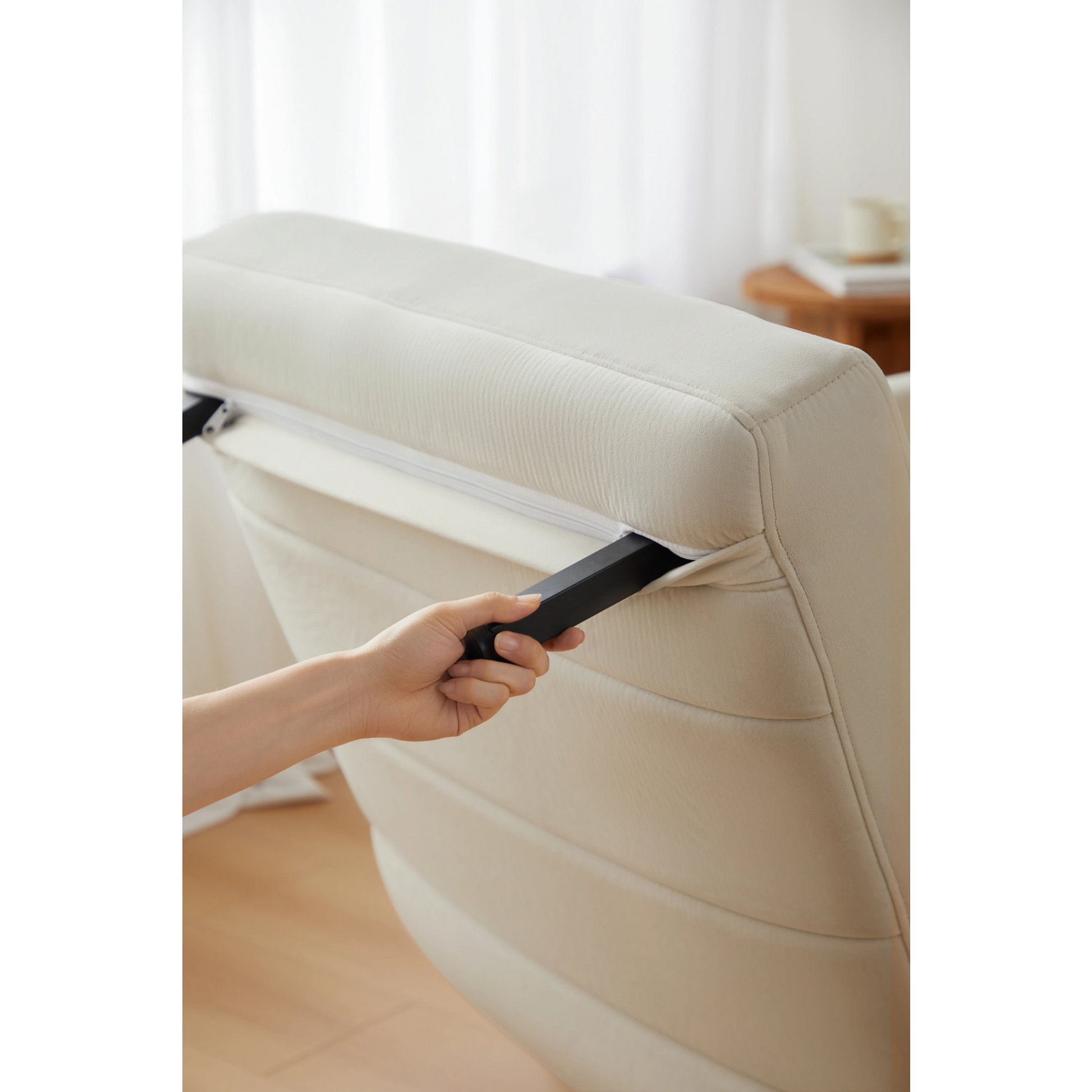 Linspire Aura Foldable Lounge Chair, White
