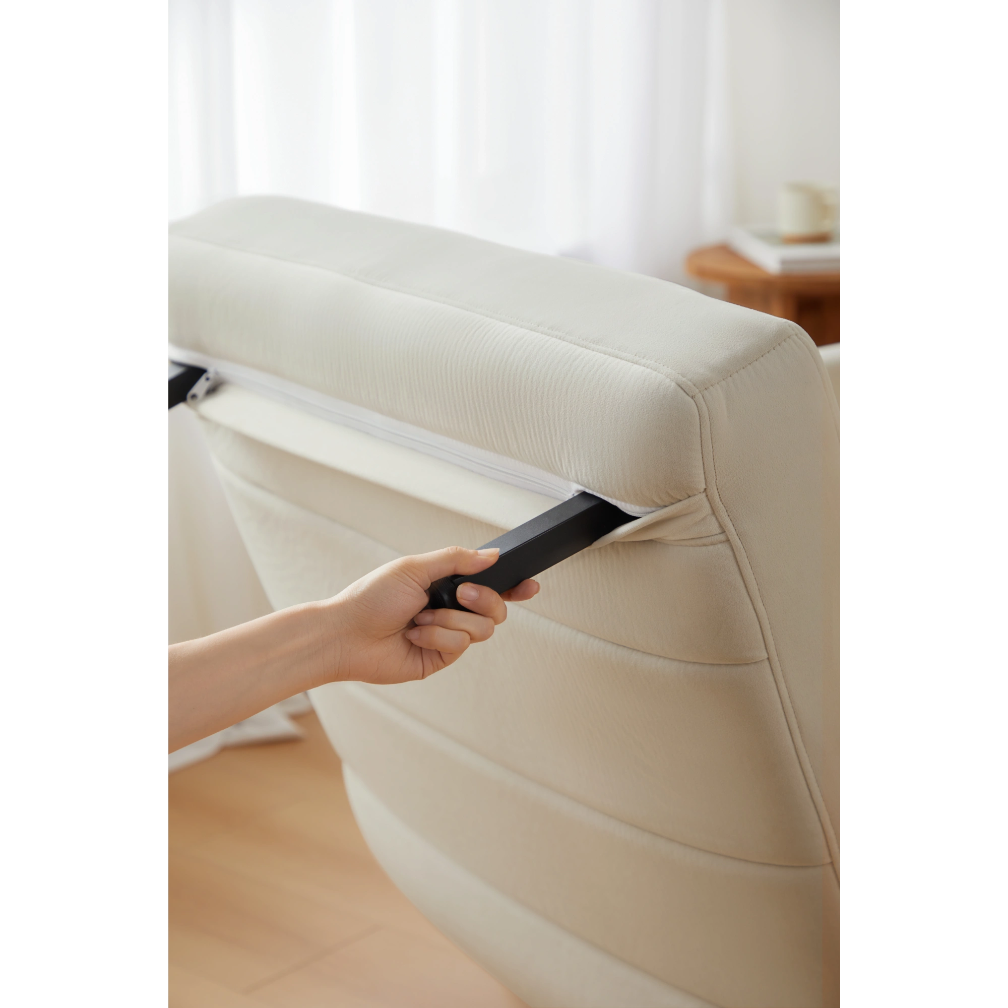Linspire Aura Foldable Lounge Chair, White