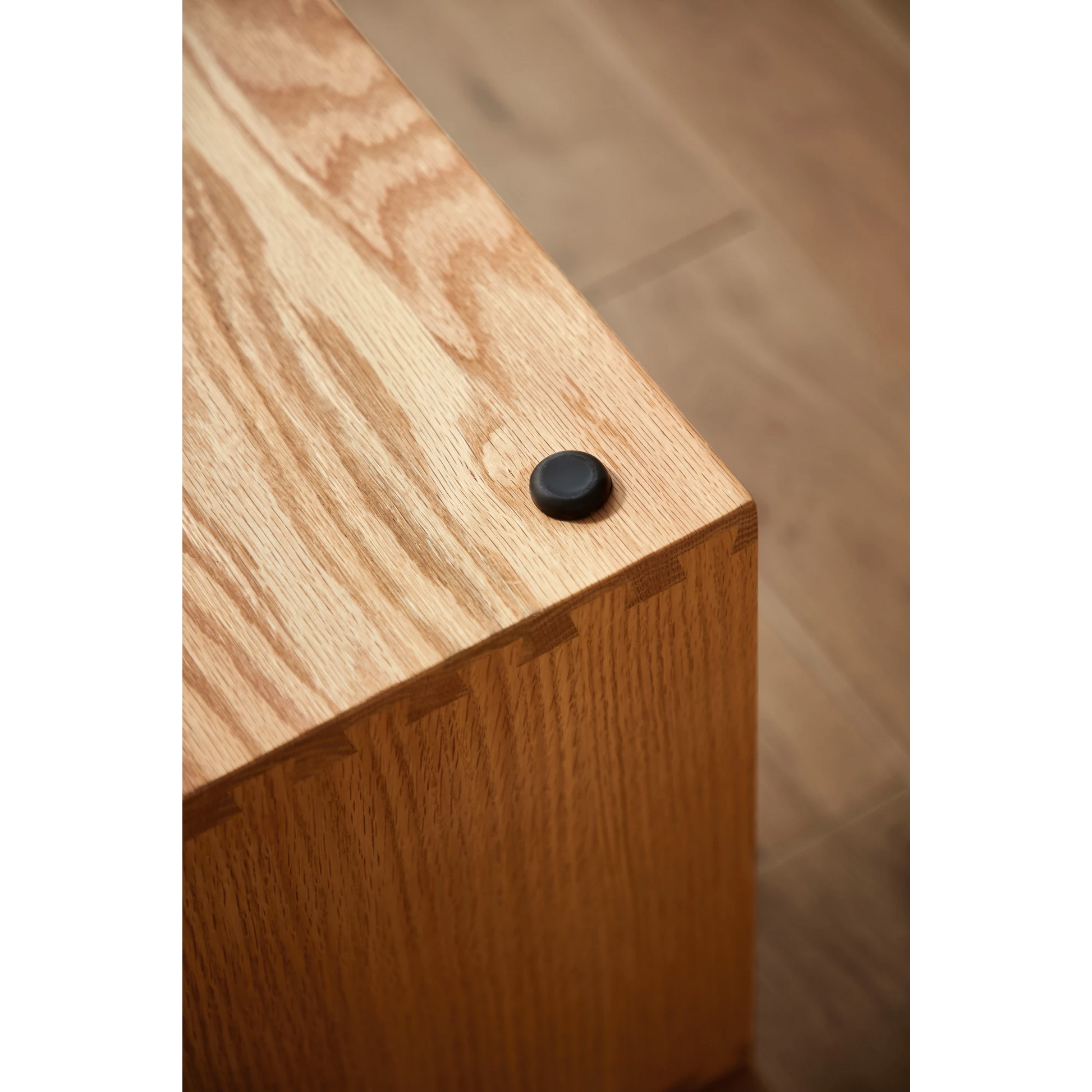 Linspire Lumis Solid Wood Display Module