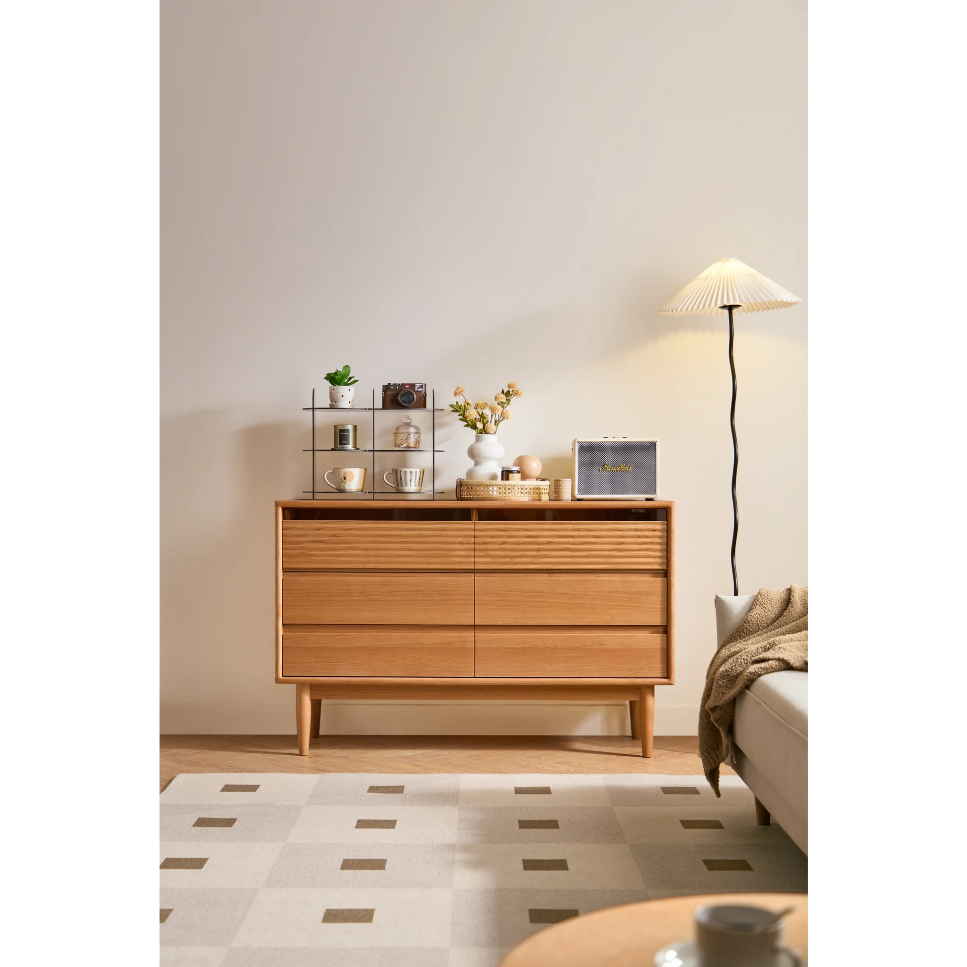 Linspire Flow Chest of 6 Drawers with Glass Top