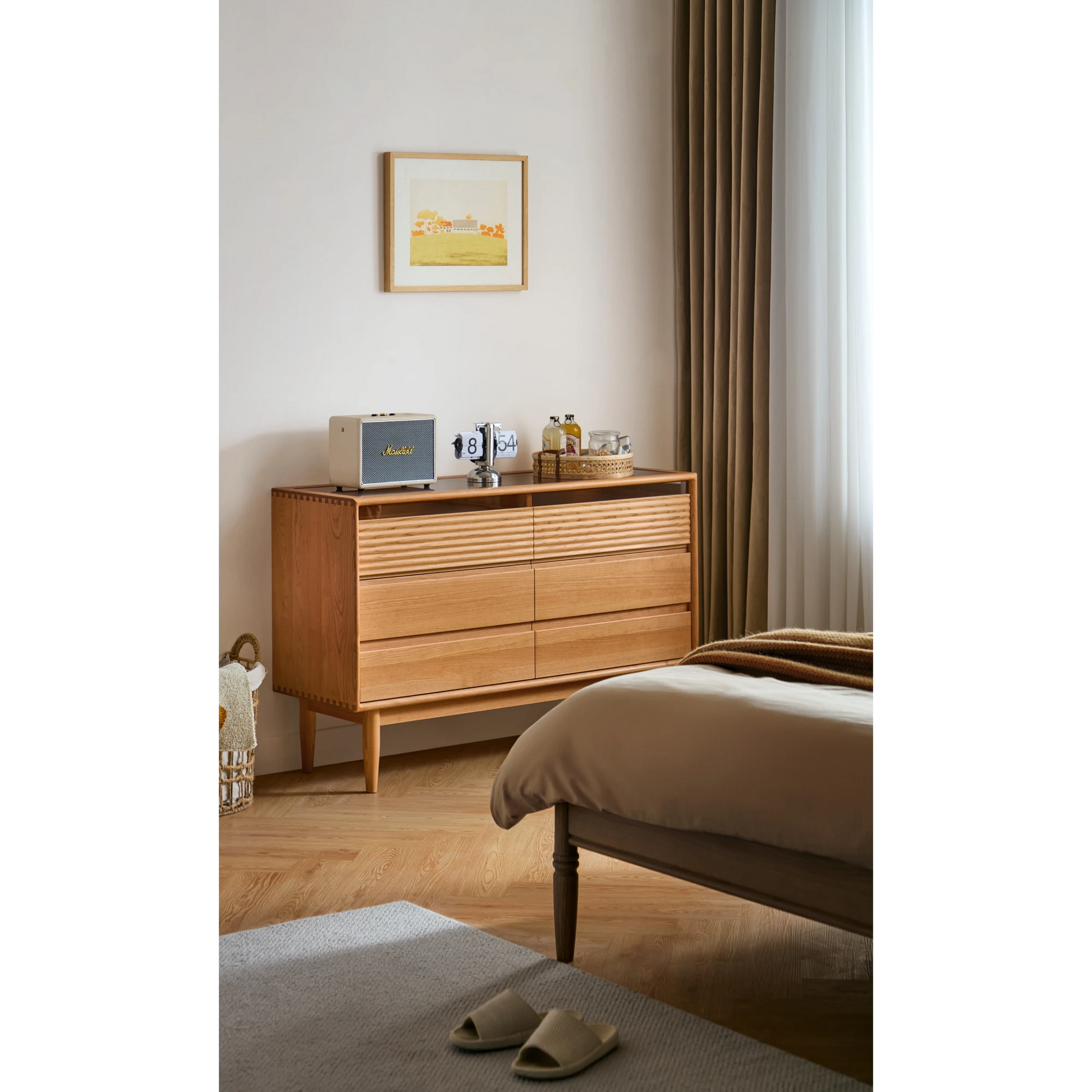 Linspire Flow Chest of 6 Drawers with Glass Top
