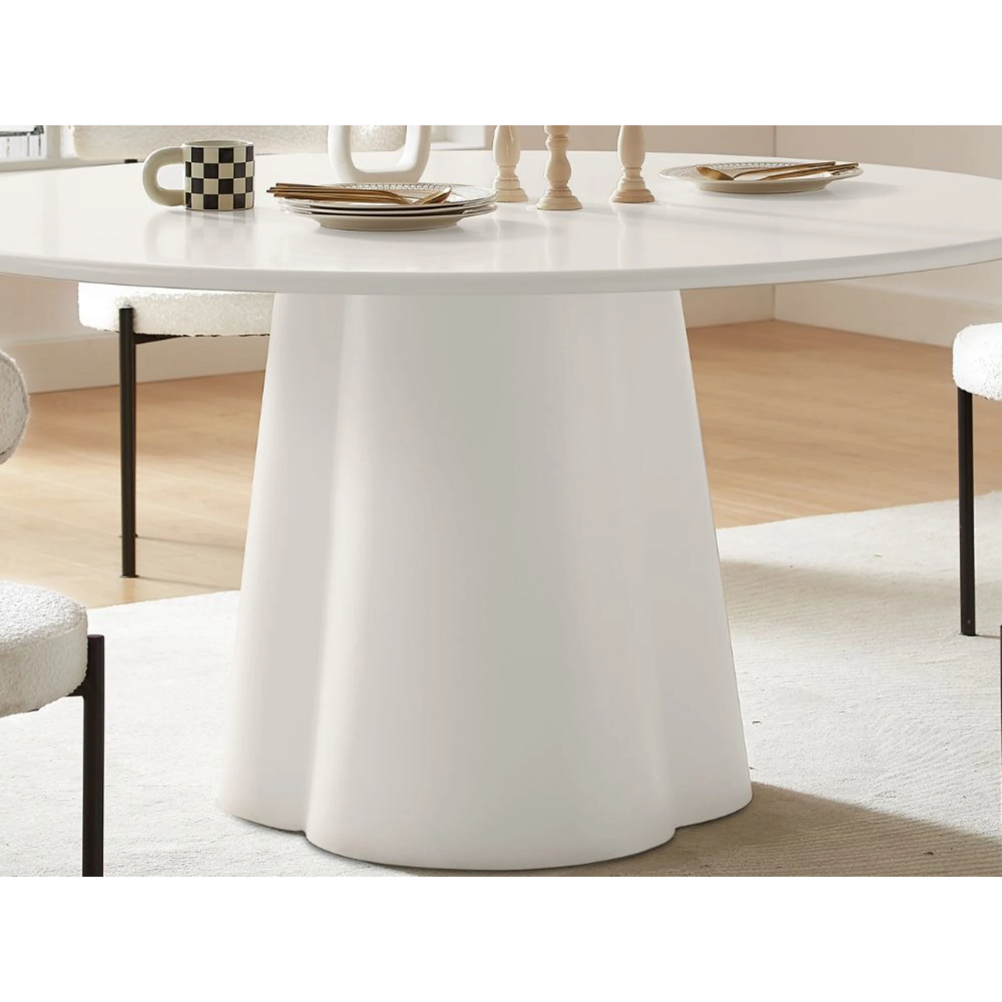 Lifely Sorrento Dining Table