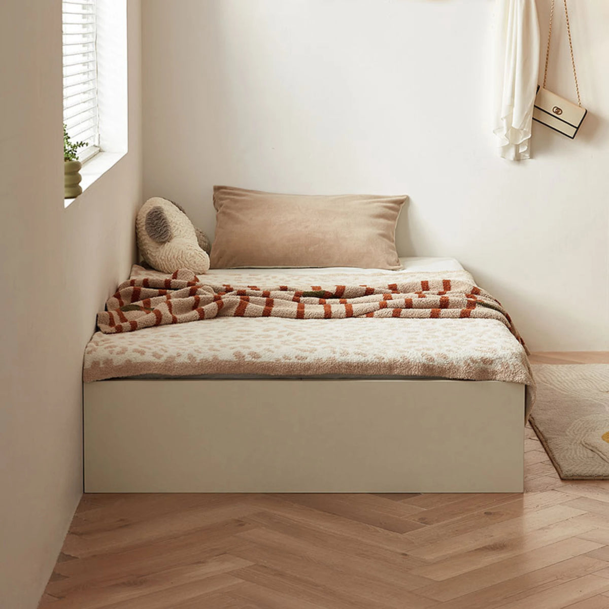 Linspire Lattice Bed Base With Drawers, Light Grey