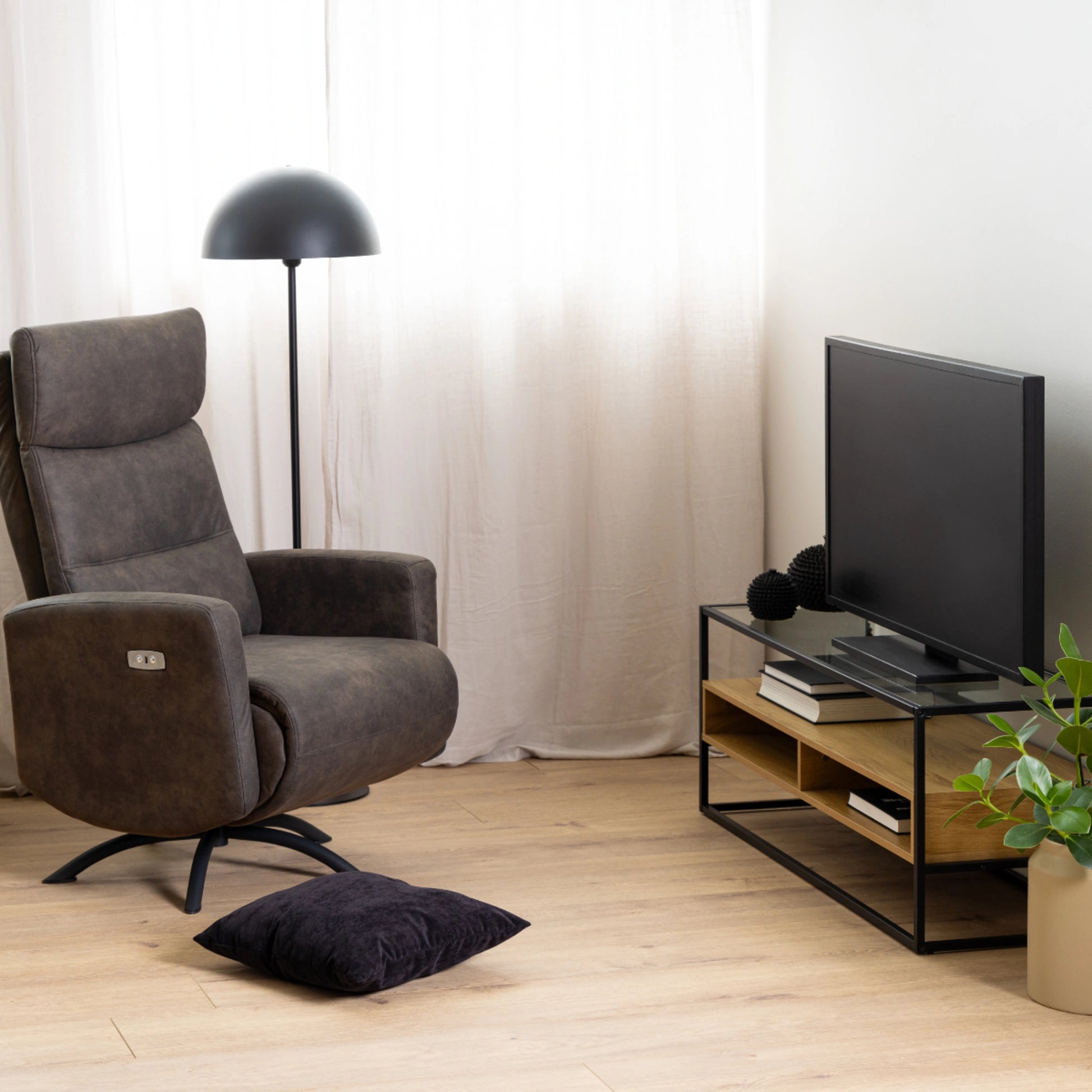 Hjem Design Randolf TV Unit
