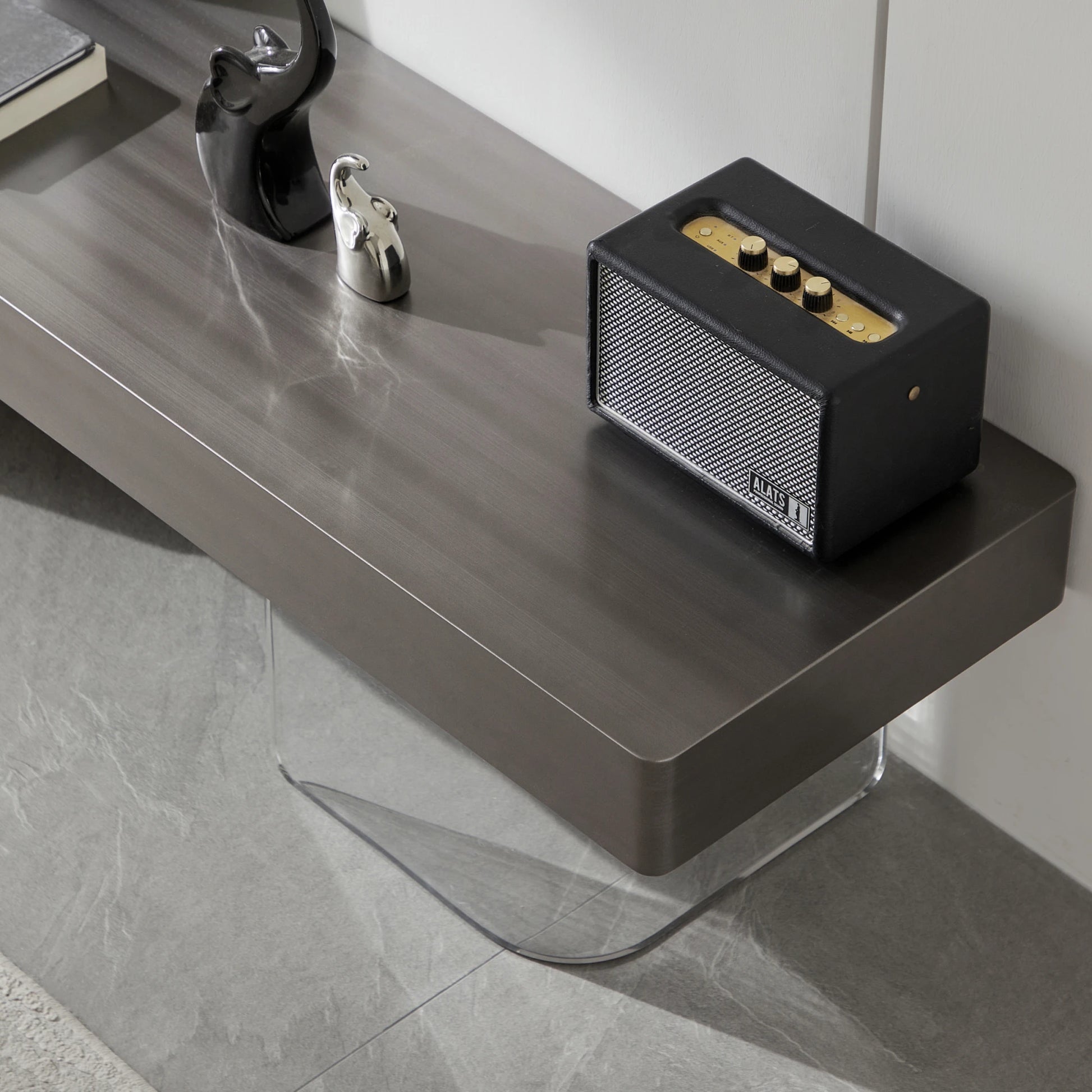 Linspire Hayden Extendable Entertainment Unit