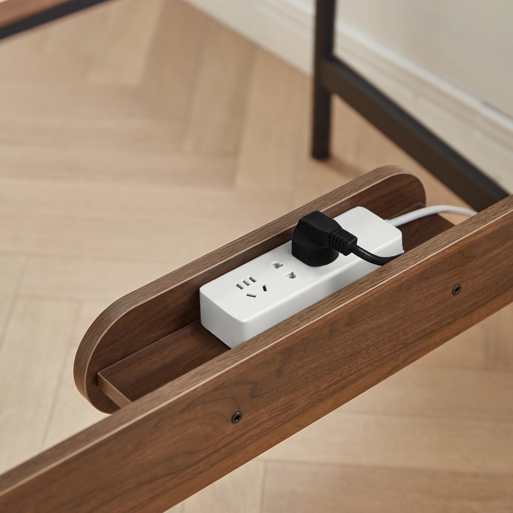 Linspire Odyssey Office Desk