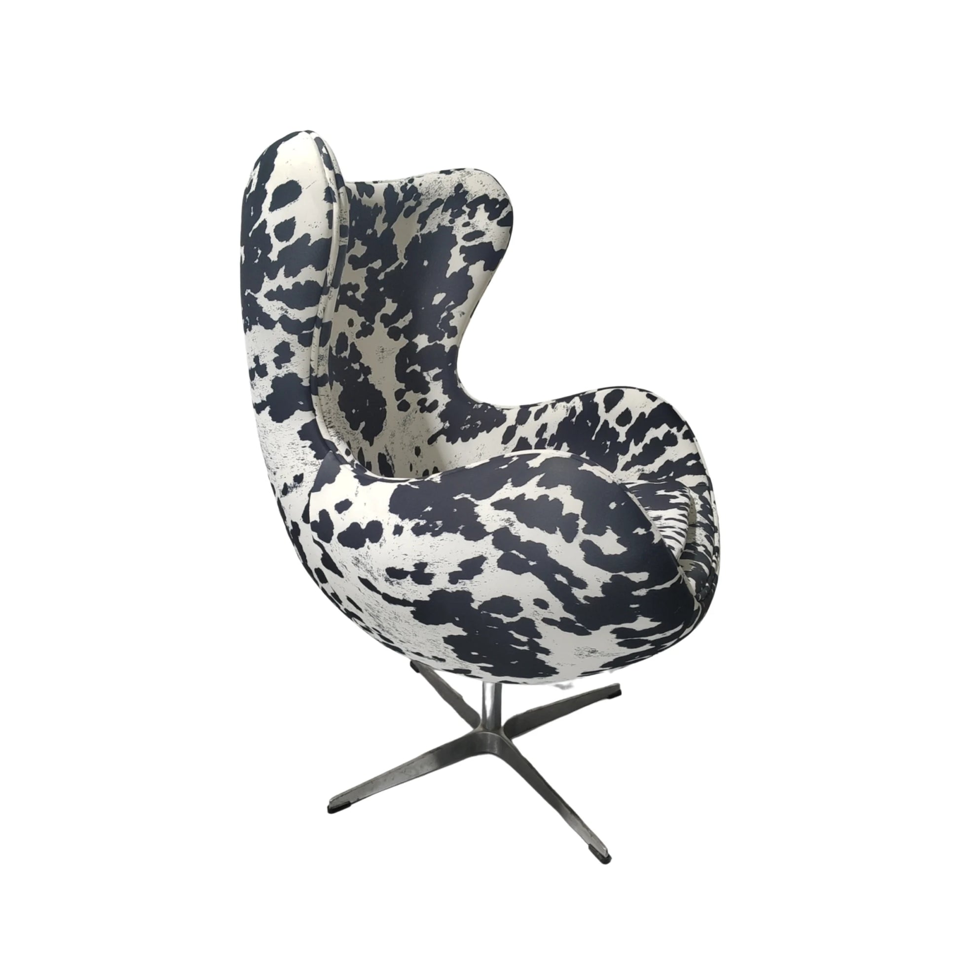 MODE Arne Jacobsen Egg Cowhide Chair Replica