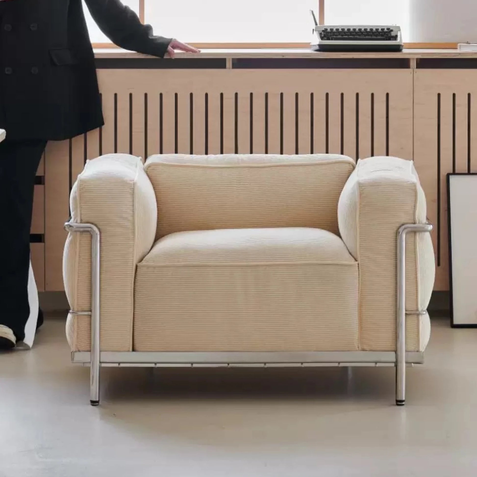 MODE Le Corbusier LC3 Sofa Replica, 1-Seater, Beige