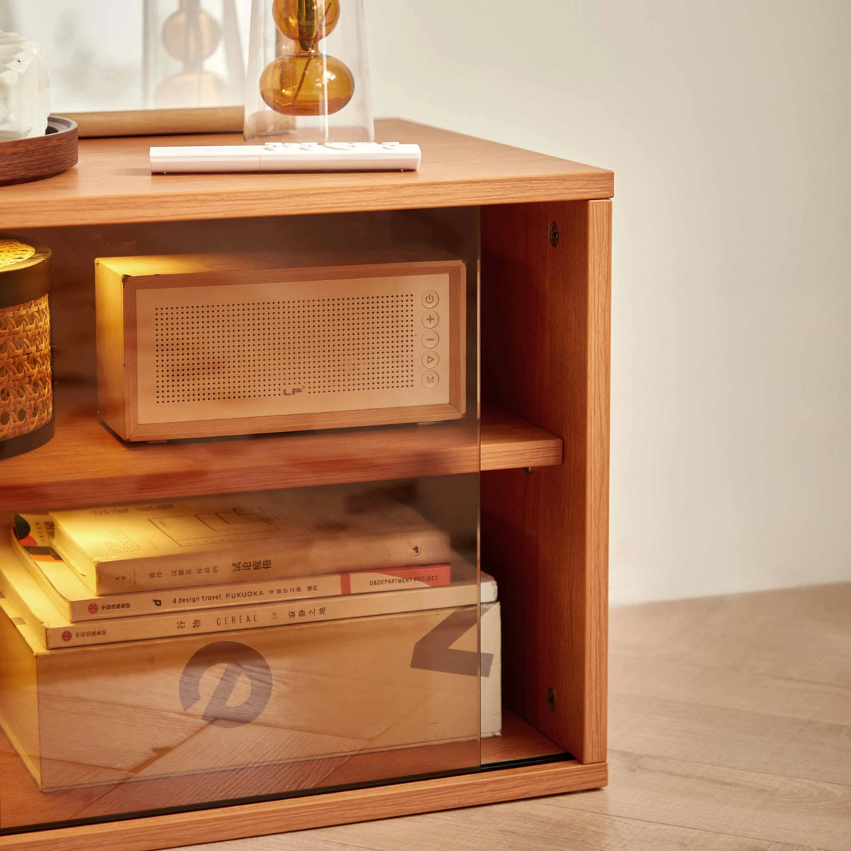 Linisphir Linspire Verve Display Module with Glass Doors, Furniture | Urban Sales