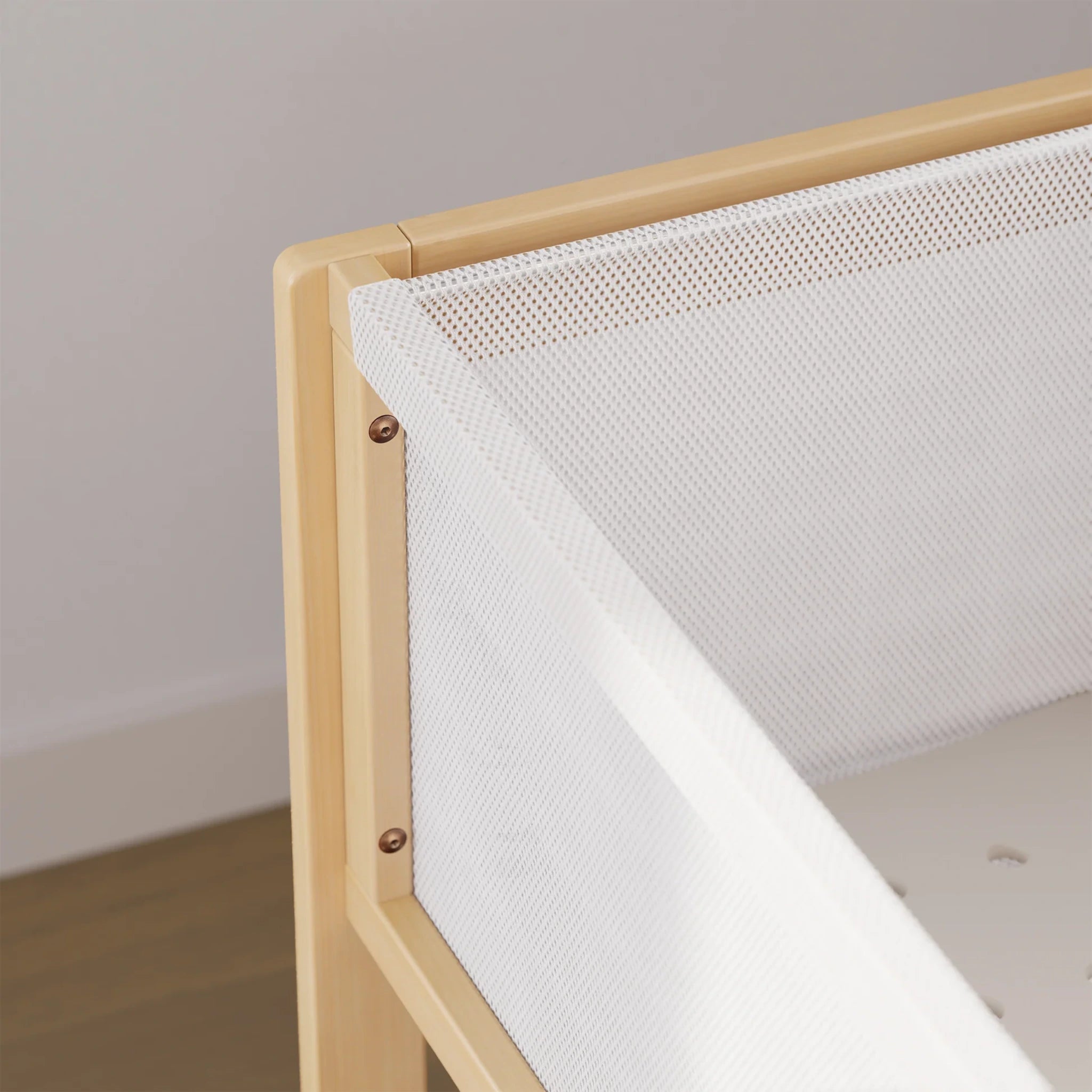 Boori Tidy Kids Bassinet/Change Table - 2 in 1, Almond & Barley White