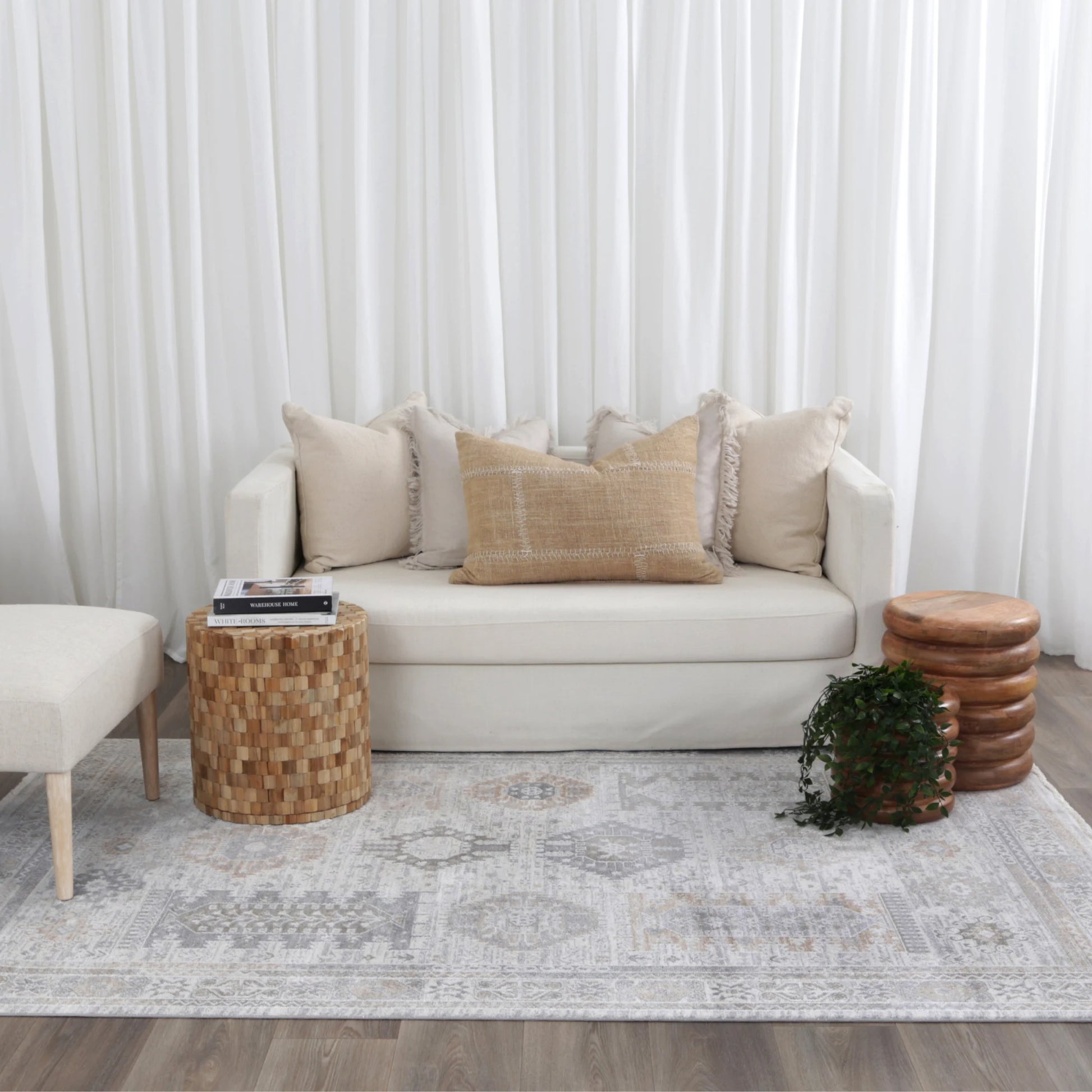Wild Yarn Seasons Vintage Serengeti Rug, Cream, Grey