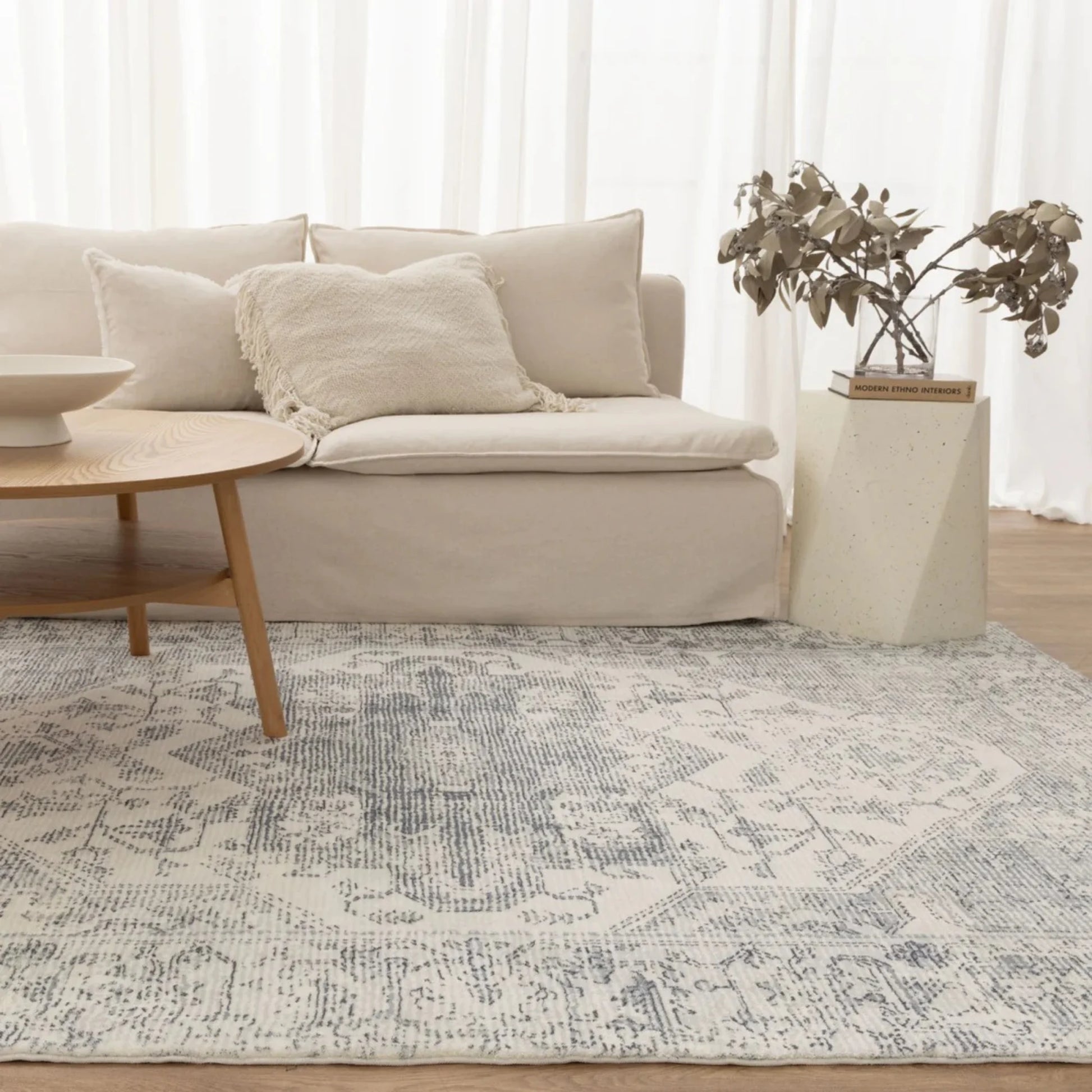 Dreamweaver Oasis Medallion Machine Washable Rug, Medallion Blue
