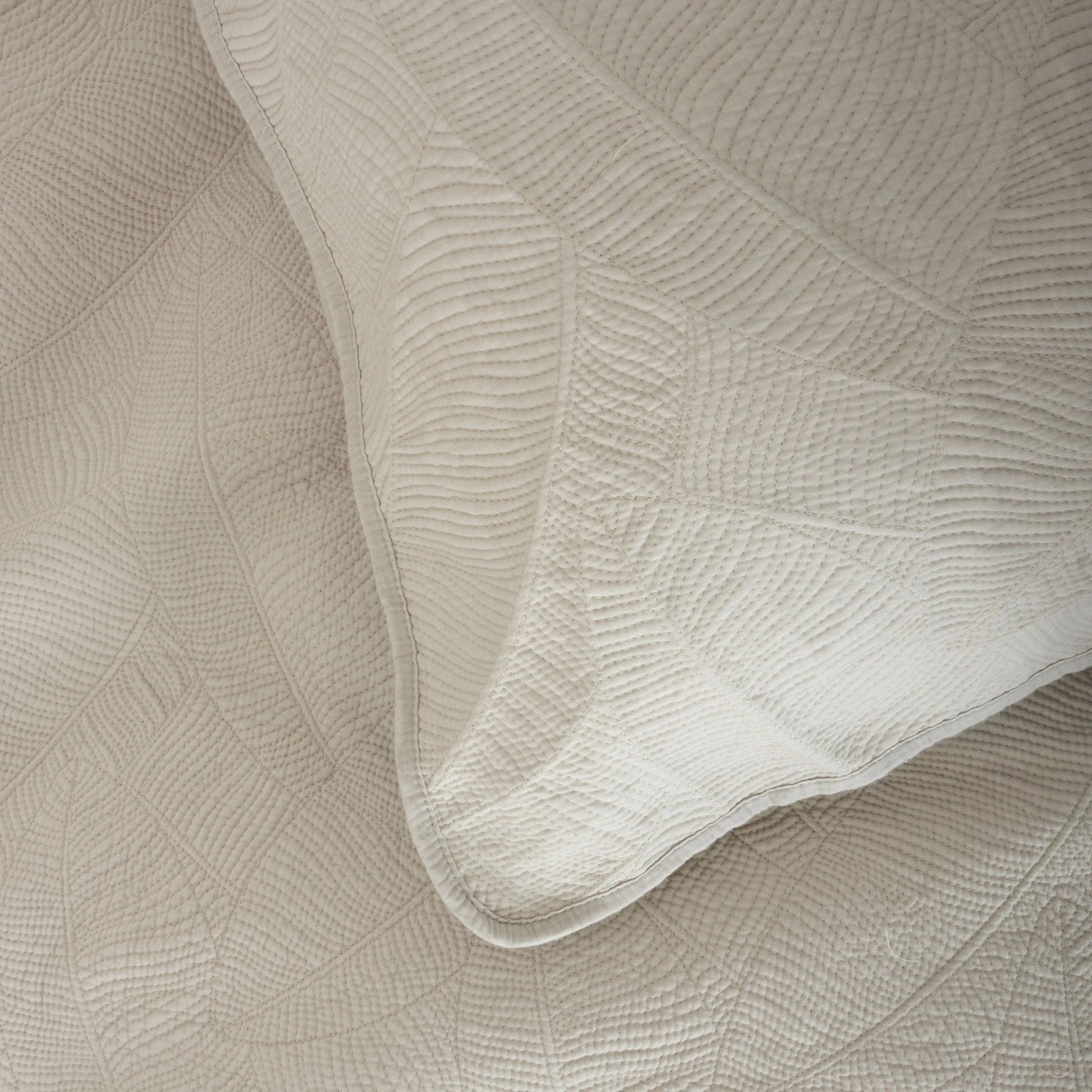 Savona Manon Coverlet Set, Oatmeal