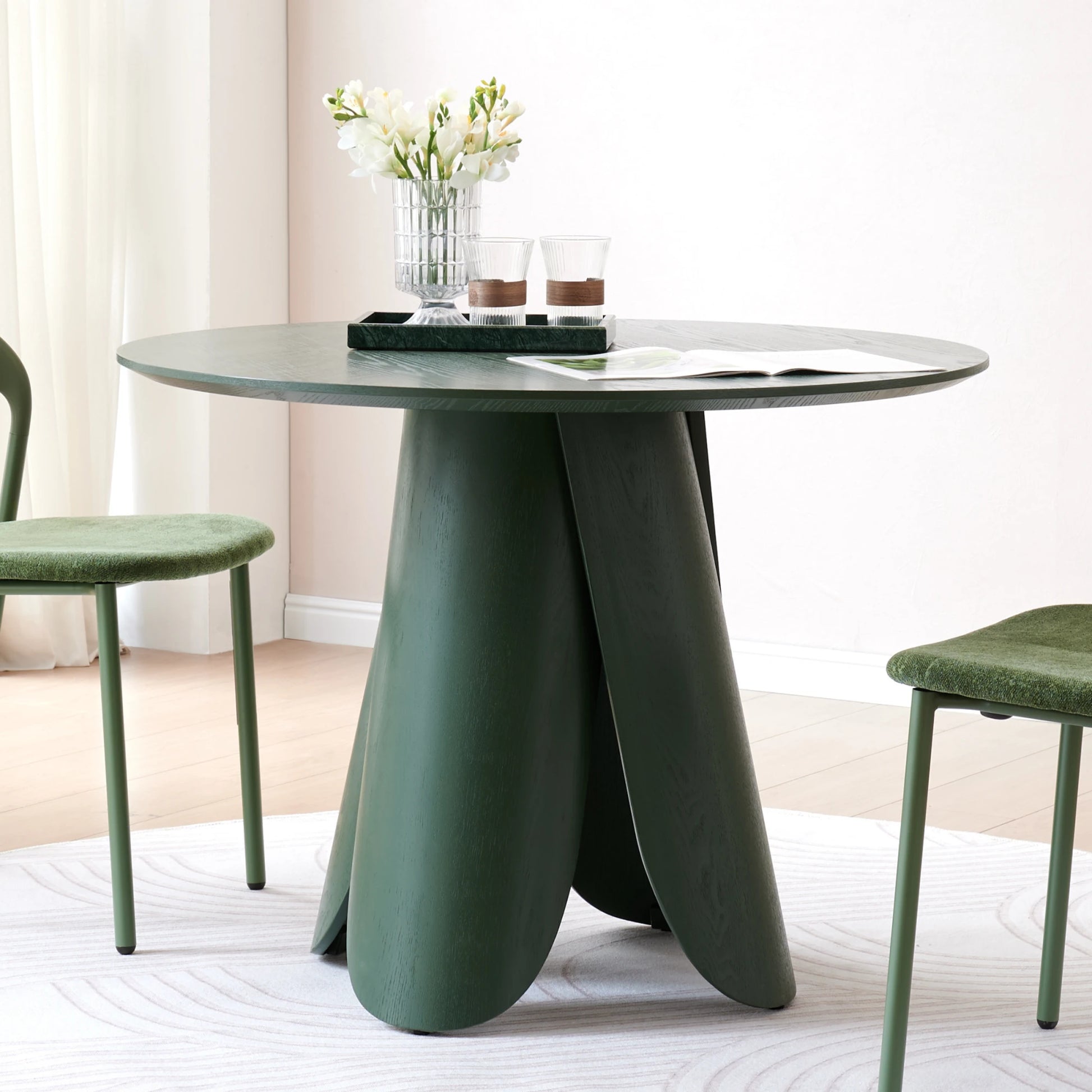 MODE Elara Round Dining Table 100cm, Green