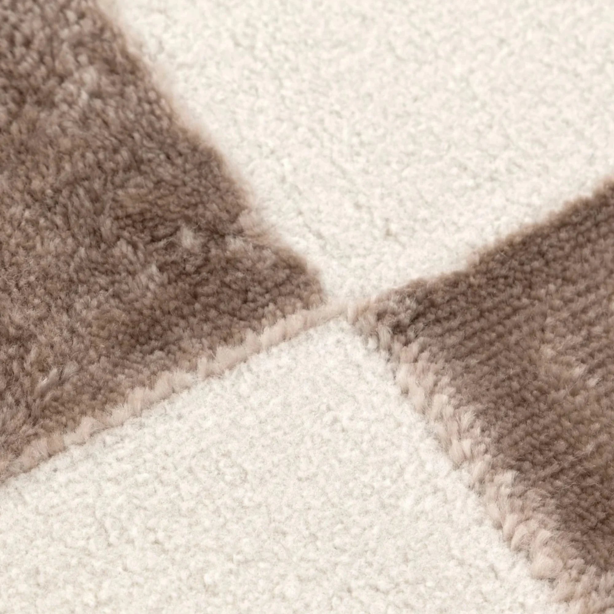 DreamWeaver Jade Checkers Rug, Cream, Brown