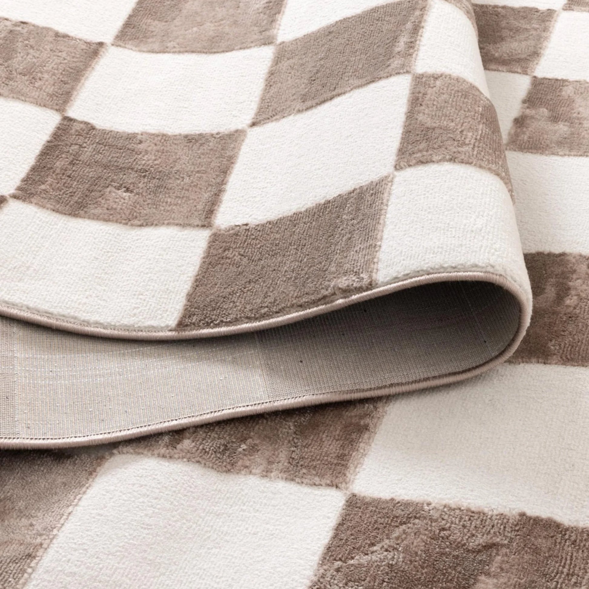 DreamWeaver Jade Checkers Rug, Cream, Brown