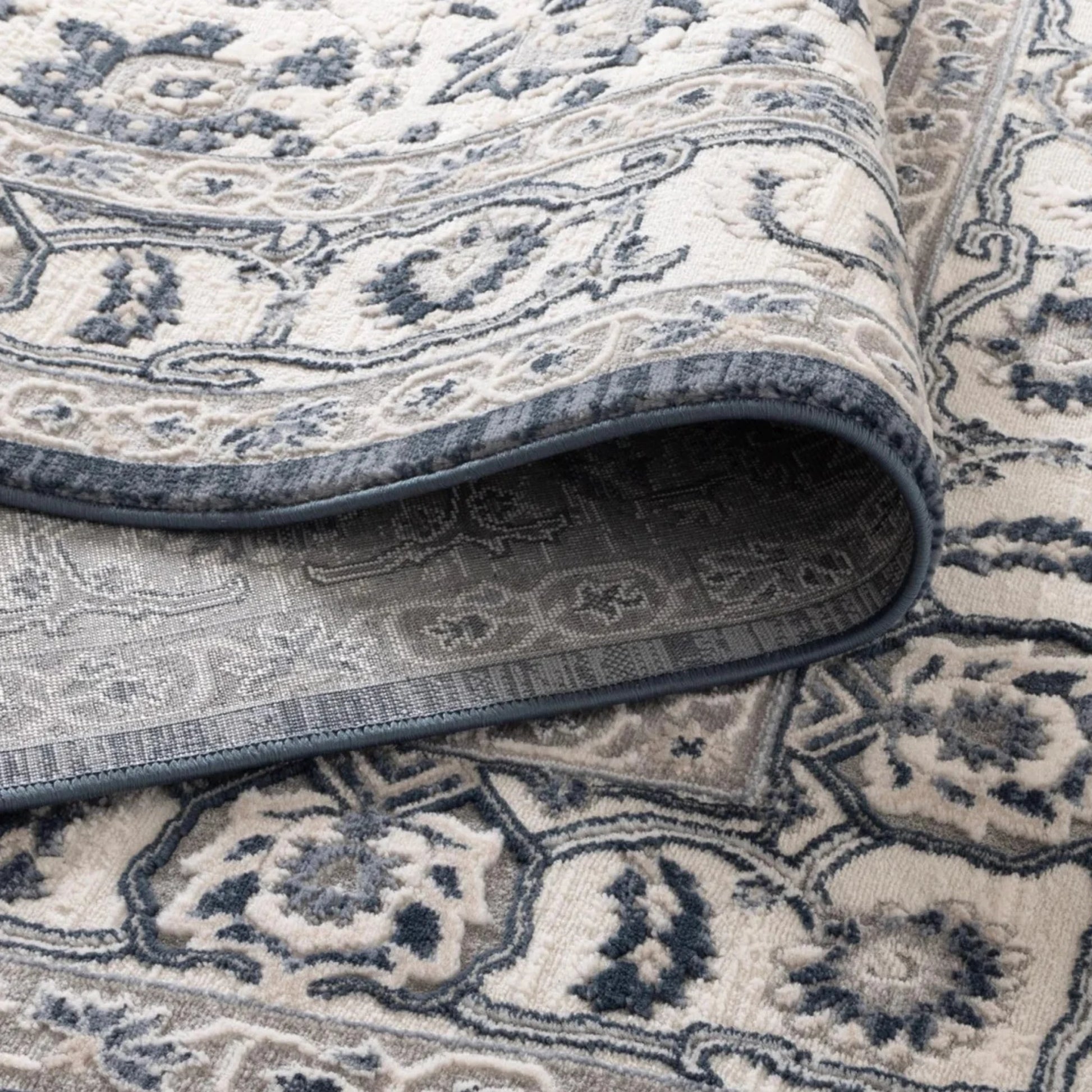 DreamWeaver Maya Floral Traditional Rug, Blue