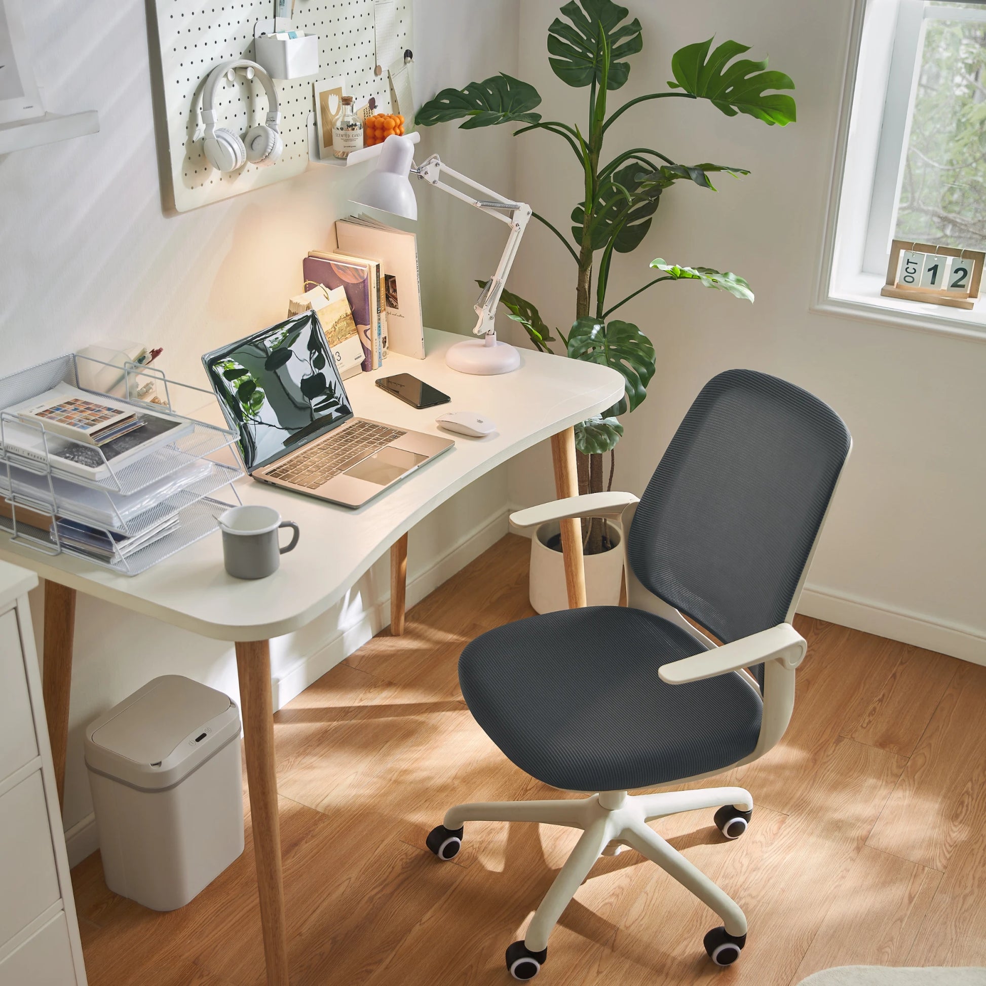 Linspire Agile Mesh Office Chair, Dark Grey