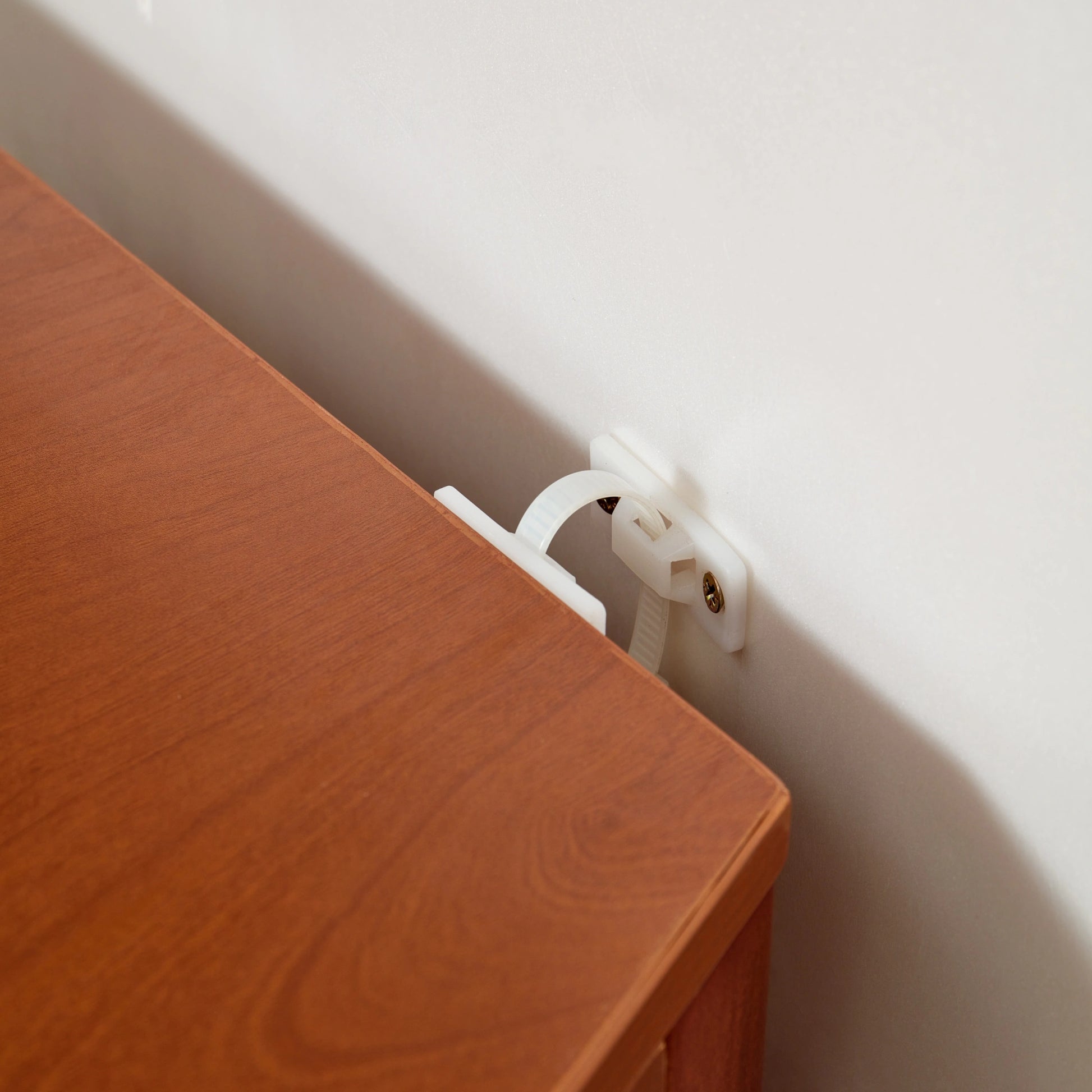 Linspire Gaenor Corner Cabinet