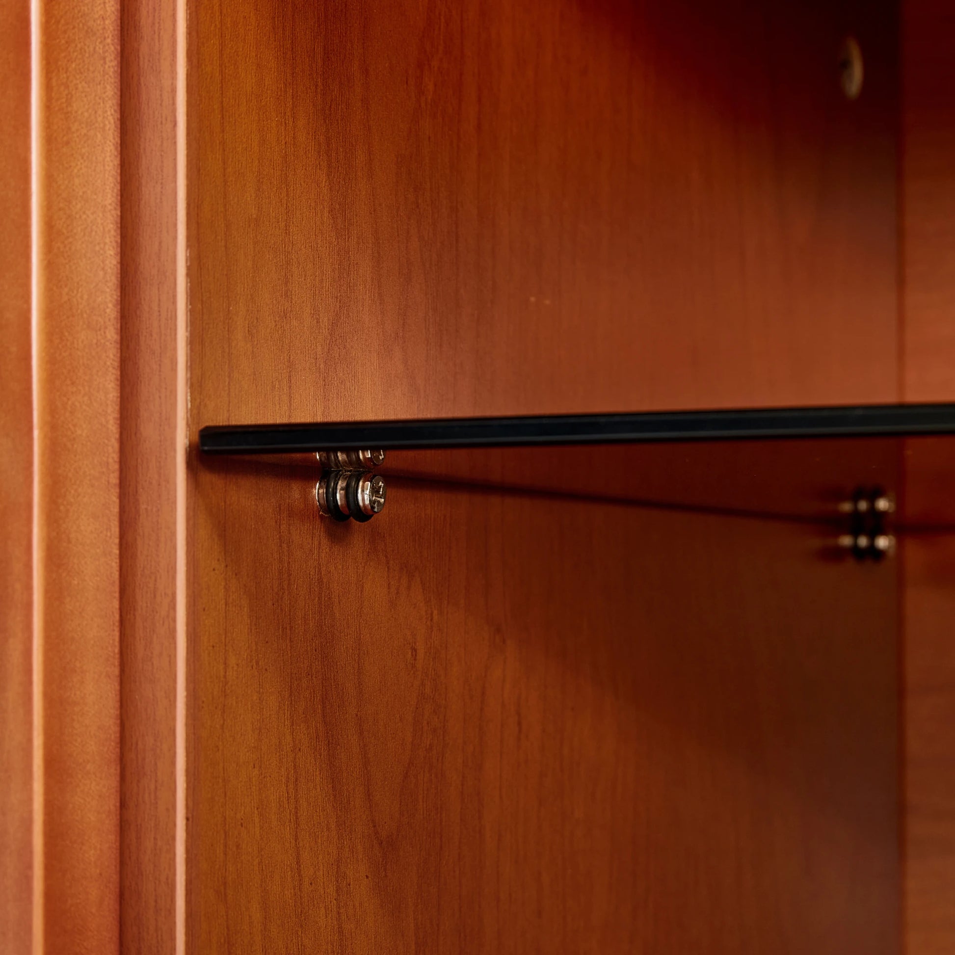Linspire Gaenor Entertainment Unit