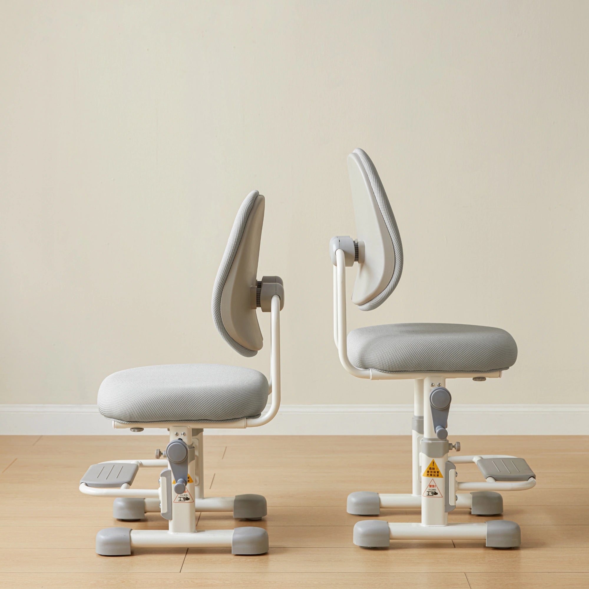 Linspire Lark Kids Study Chair