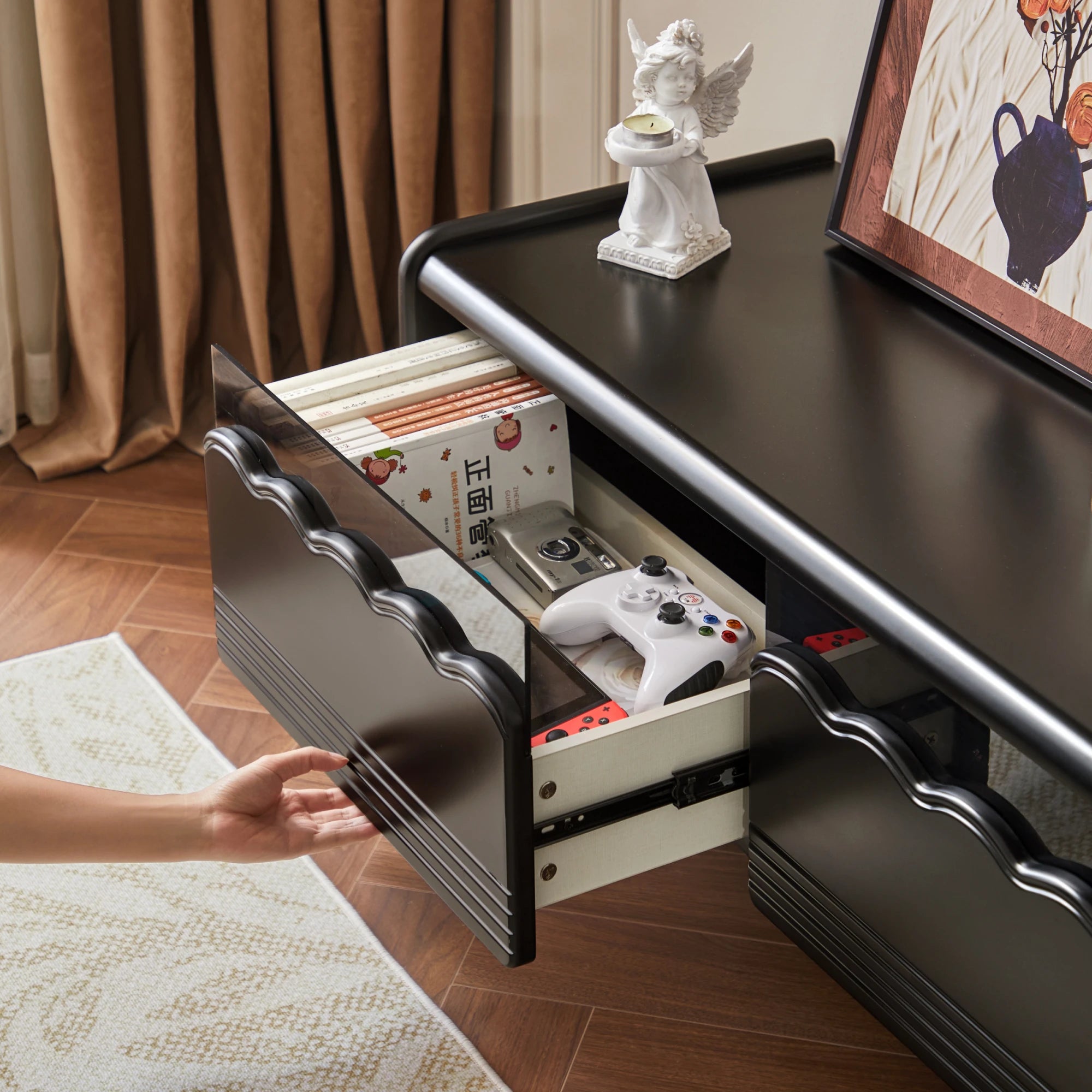 Linspire Moti Entertainment Unit with 4 Drawers