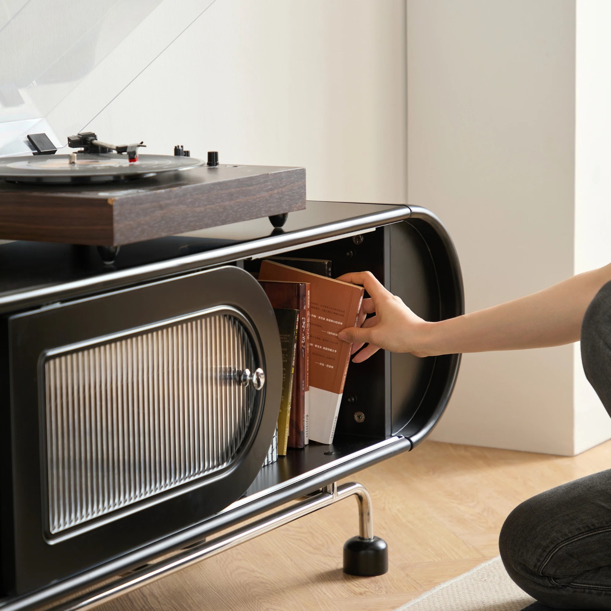 Linspire Moti Entertainment Unit with 2 Drawers and 2 Cabinets